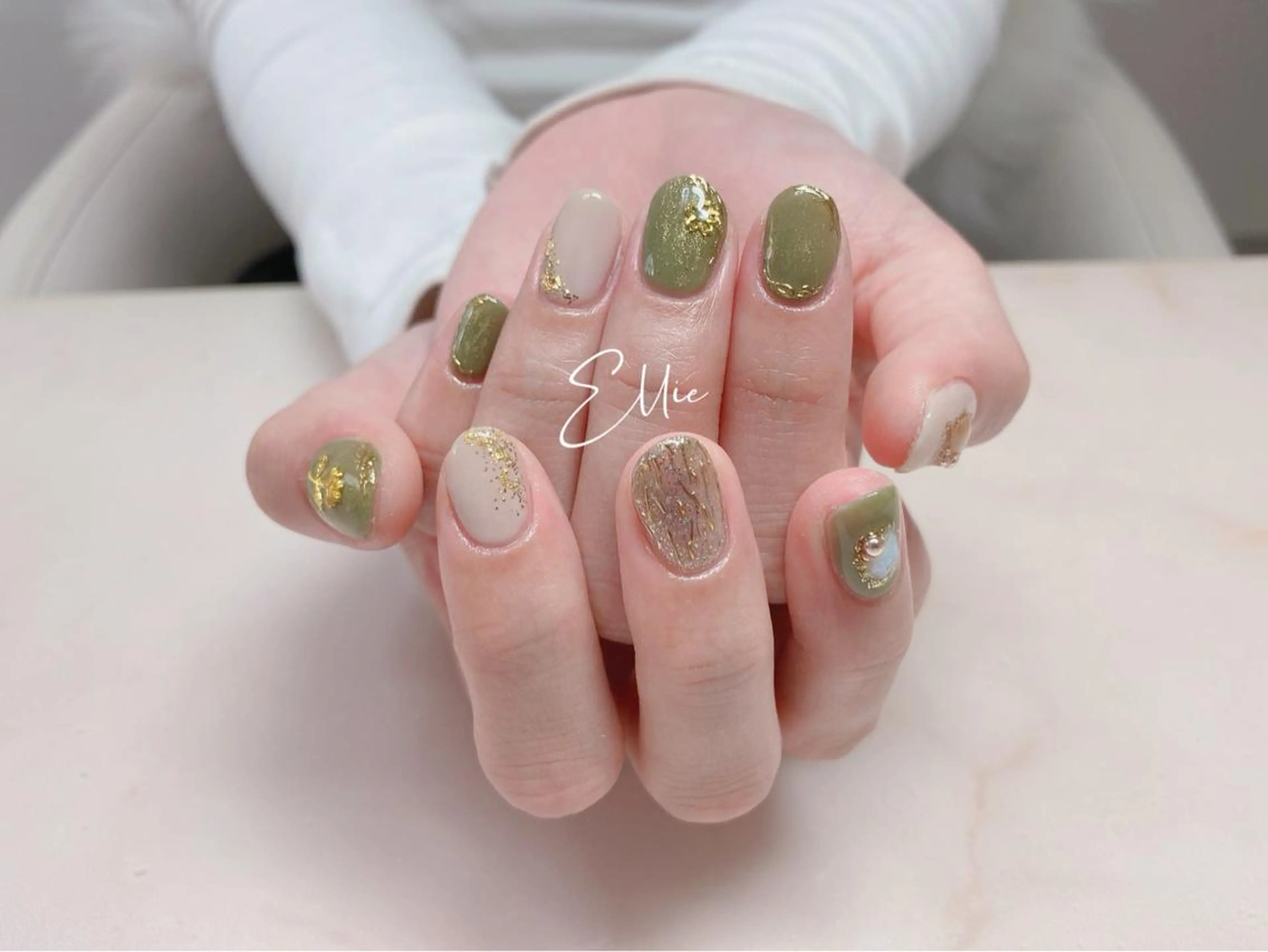 ネイル ハンドネイル ハンドケア ♡Ellie ♡のネイルデザイン