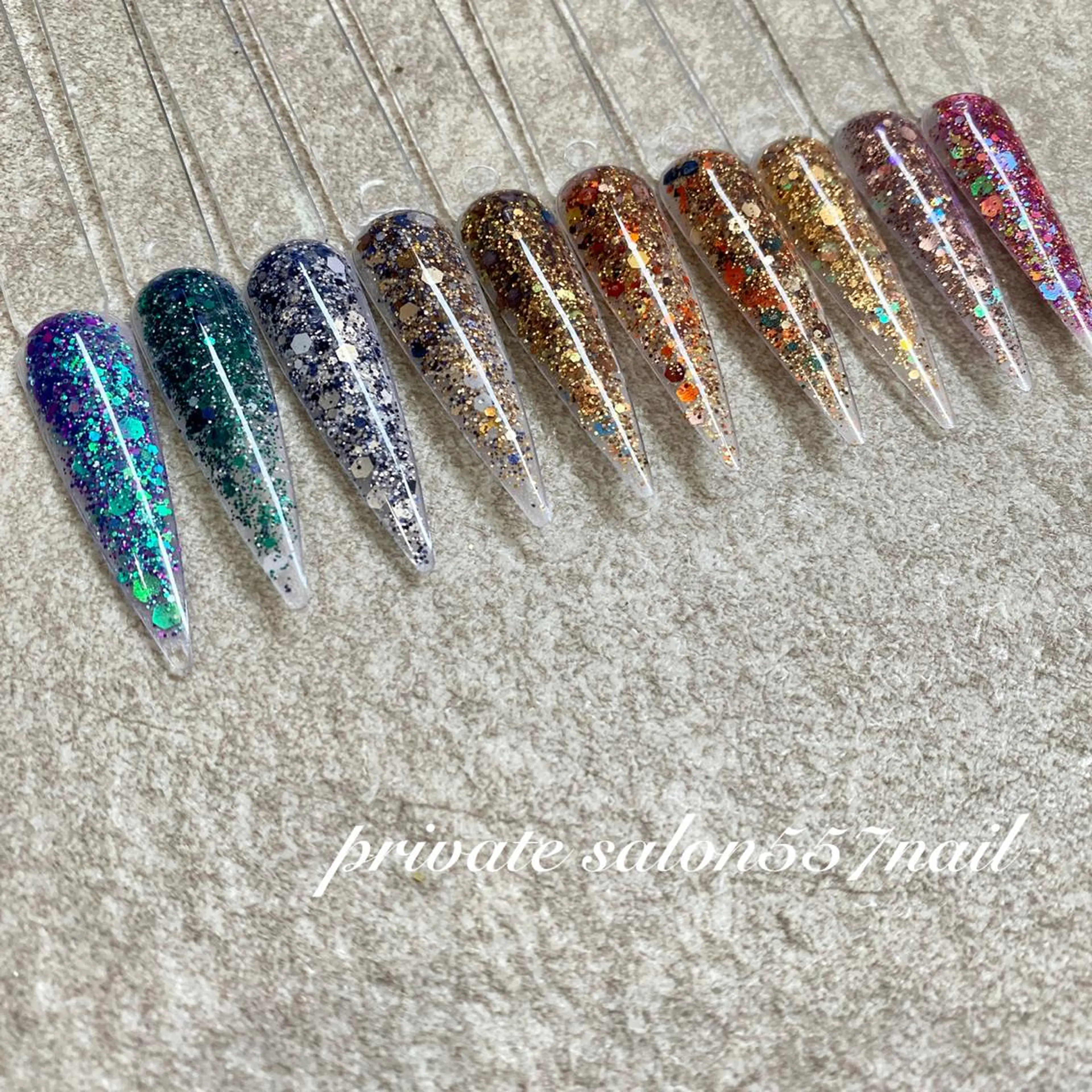 ロング ネイル ハンドネイル 557 nailのネイルデザイン