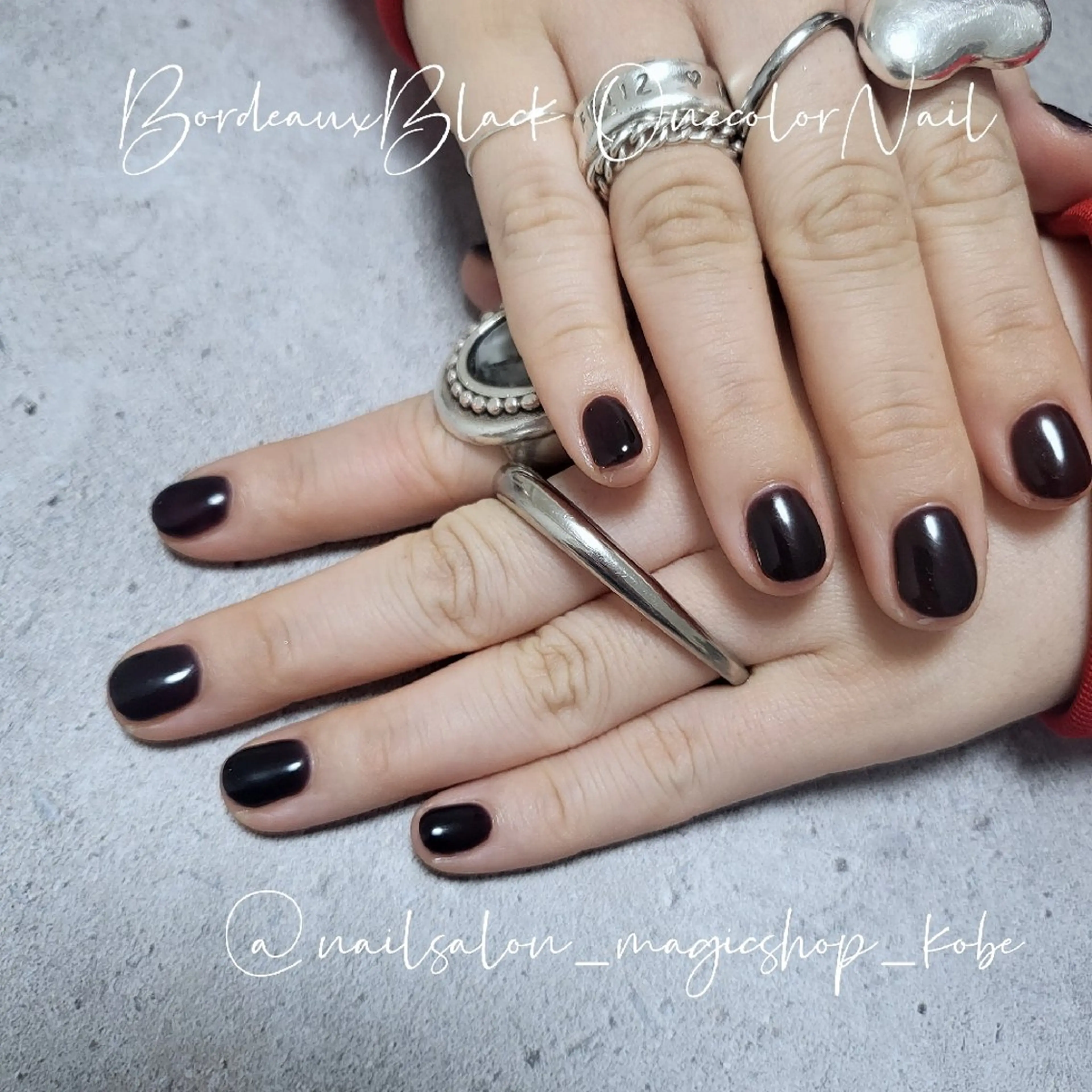 ネイル ボルドー ジェルネイル ワンカラーネイル 赤色 ソフトジェル ハンドネイル Nailsalon MagicShopのネイルデザイン
