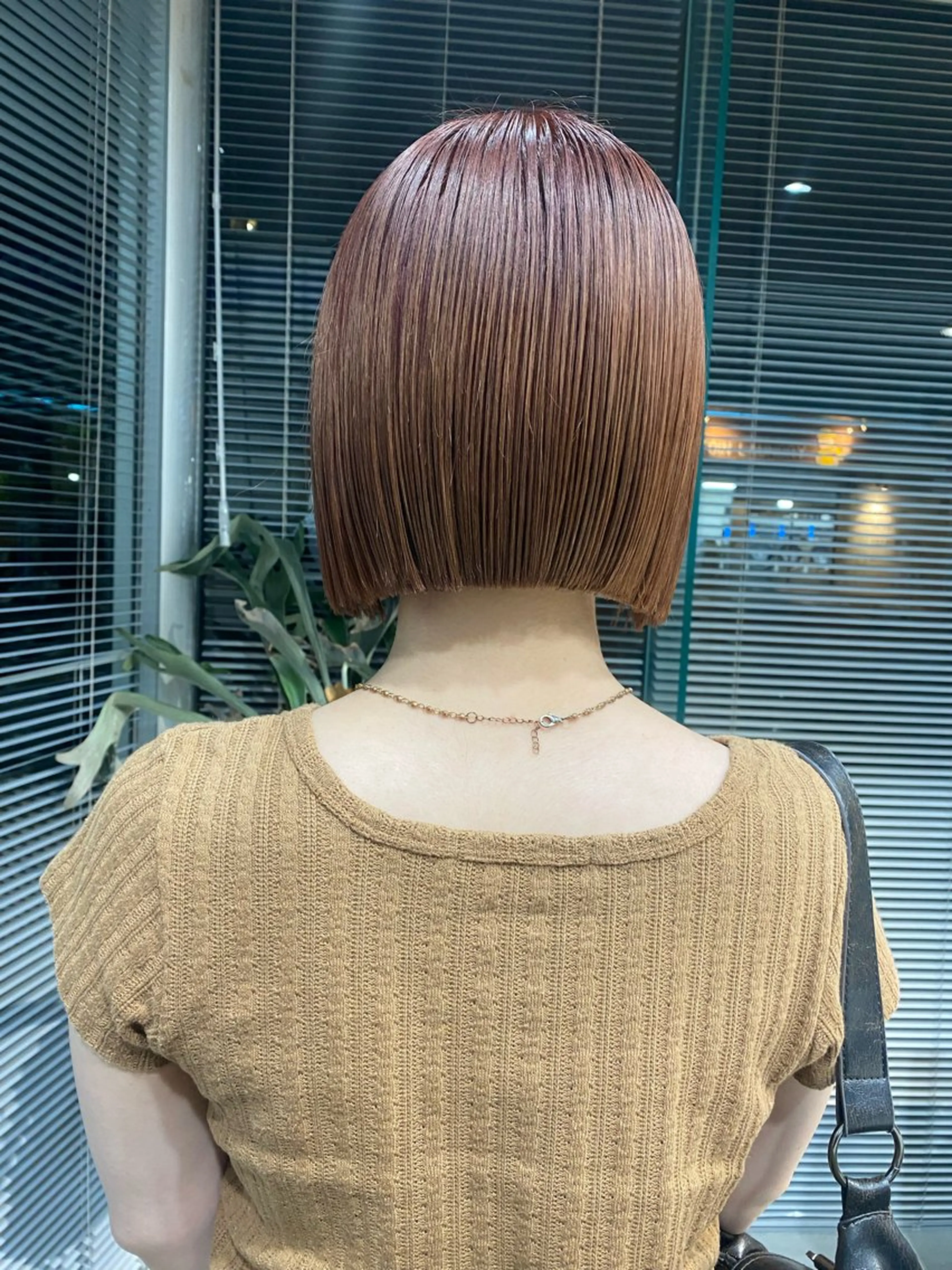 ボブカット＋トリートメントの写真