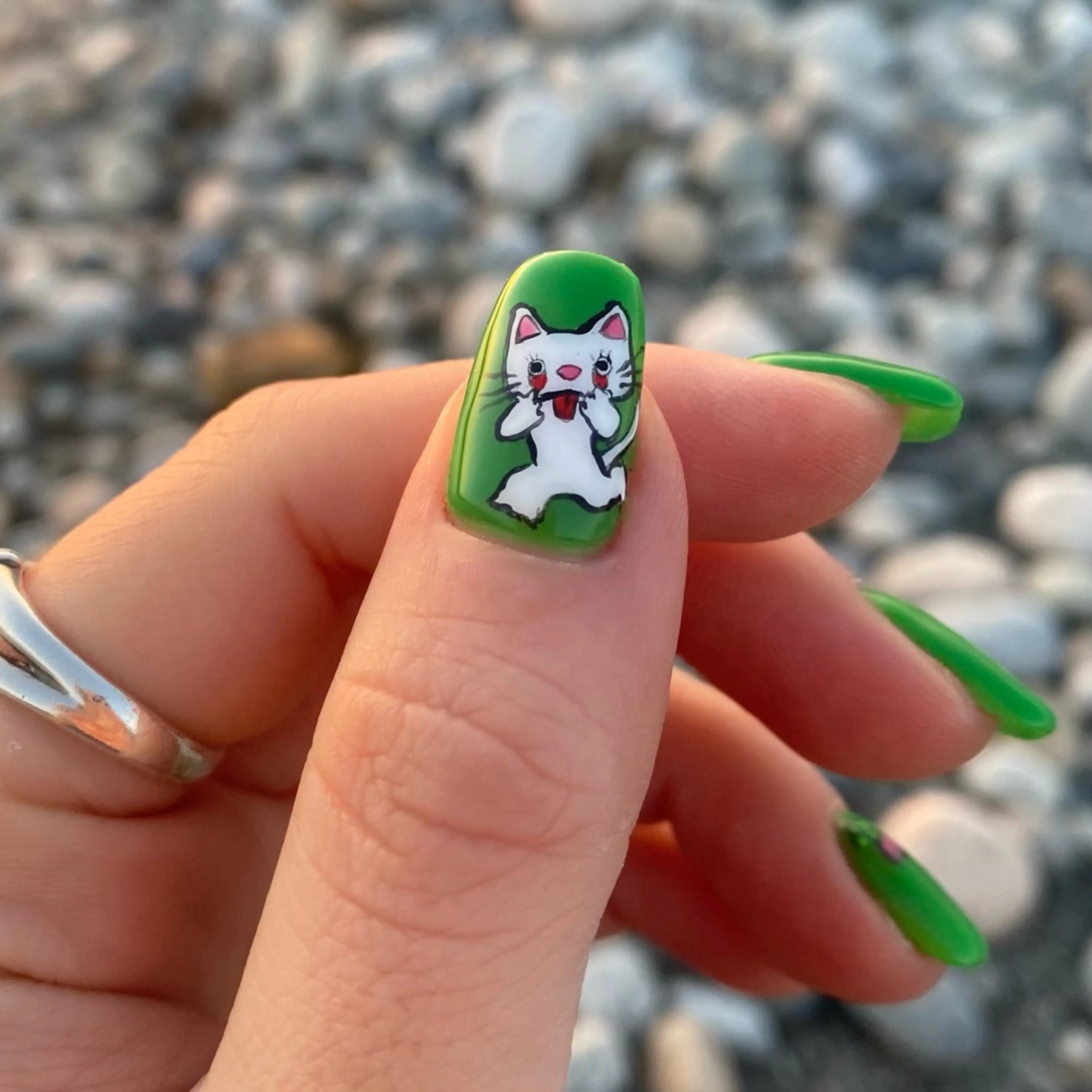 ネイル nano/きもかわ nail🐬🫧のネイルデザイン