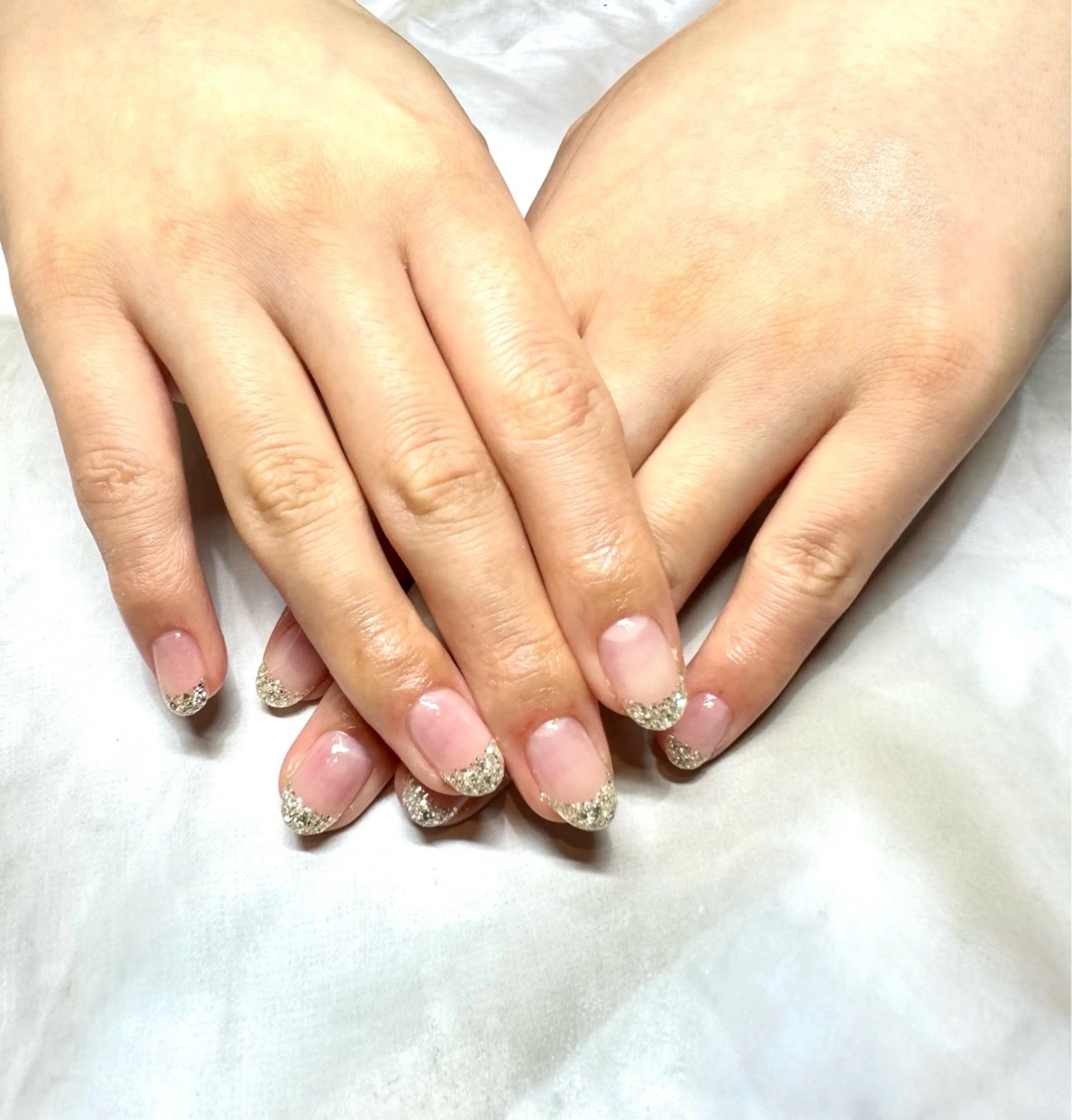 ネイル フレンチネイル ラメ(グリッター) Tanemoto所属・Ueda Rieのネイルデザイン