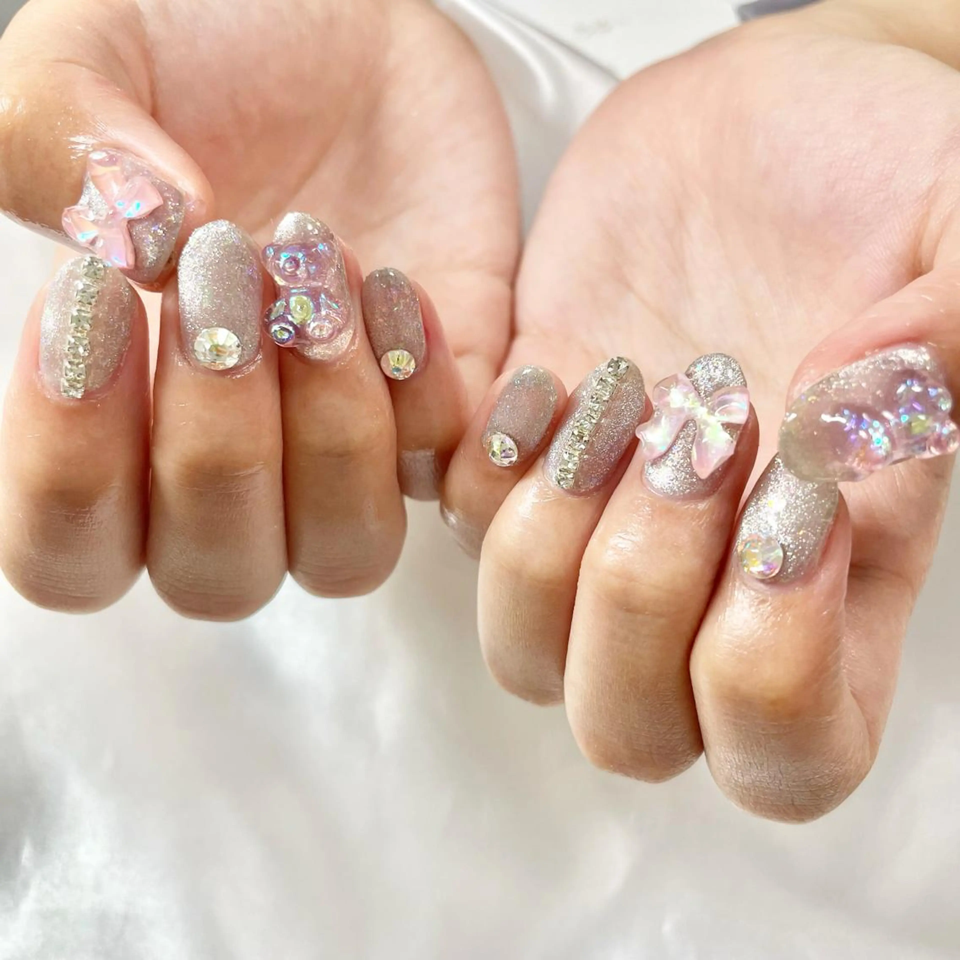 ネイル キラキラネイル マグネットネイル ハンドネイル フットネイル 🎀AYAKO 🎀中韓ネイルのネイルデザイン