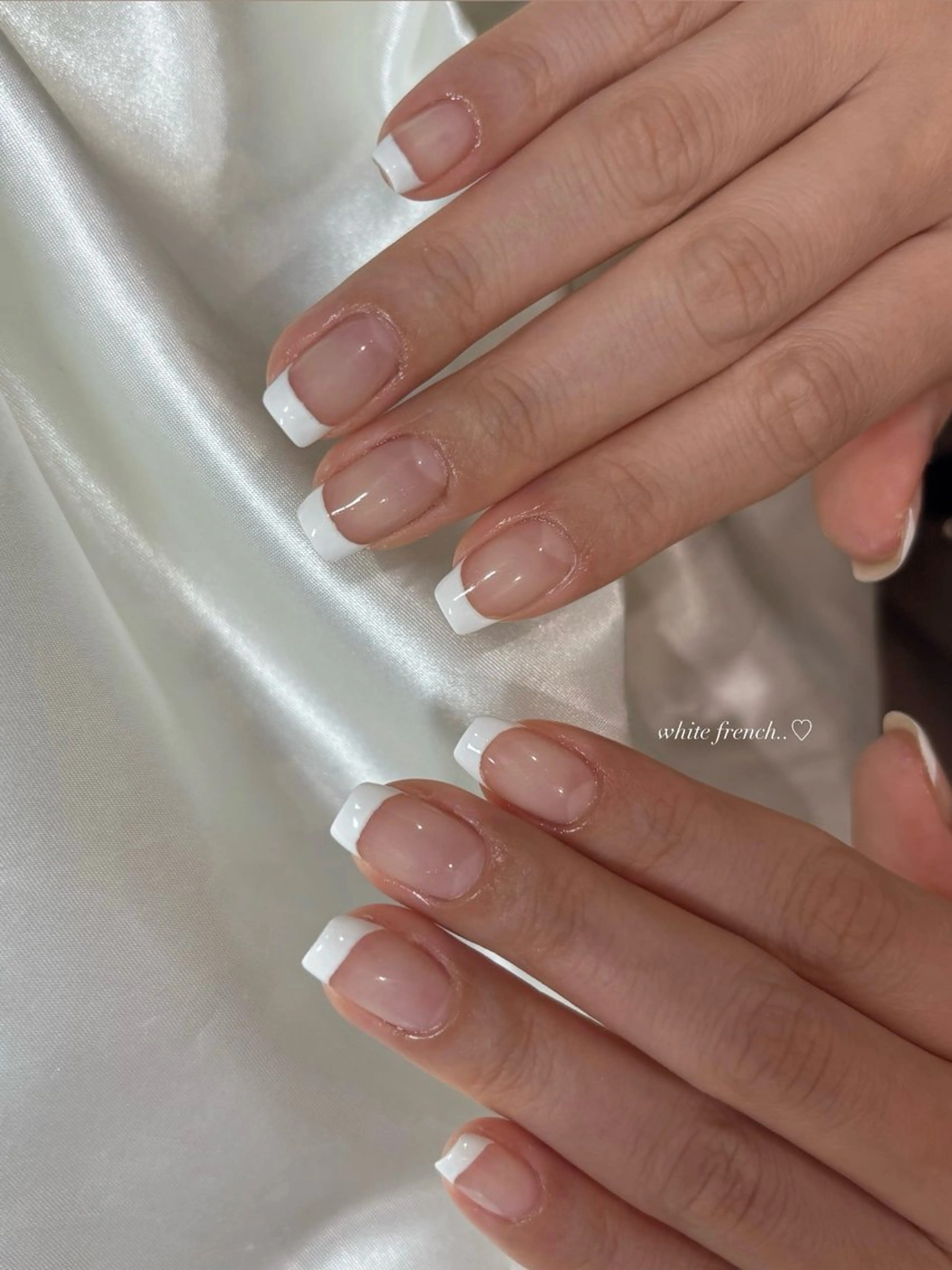 🌙『フレンチ』クリアベース🌙【フィルインオフ】の写真