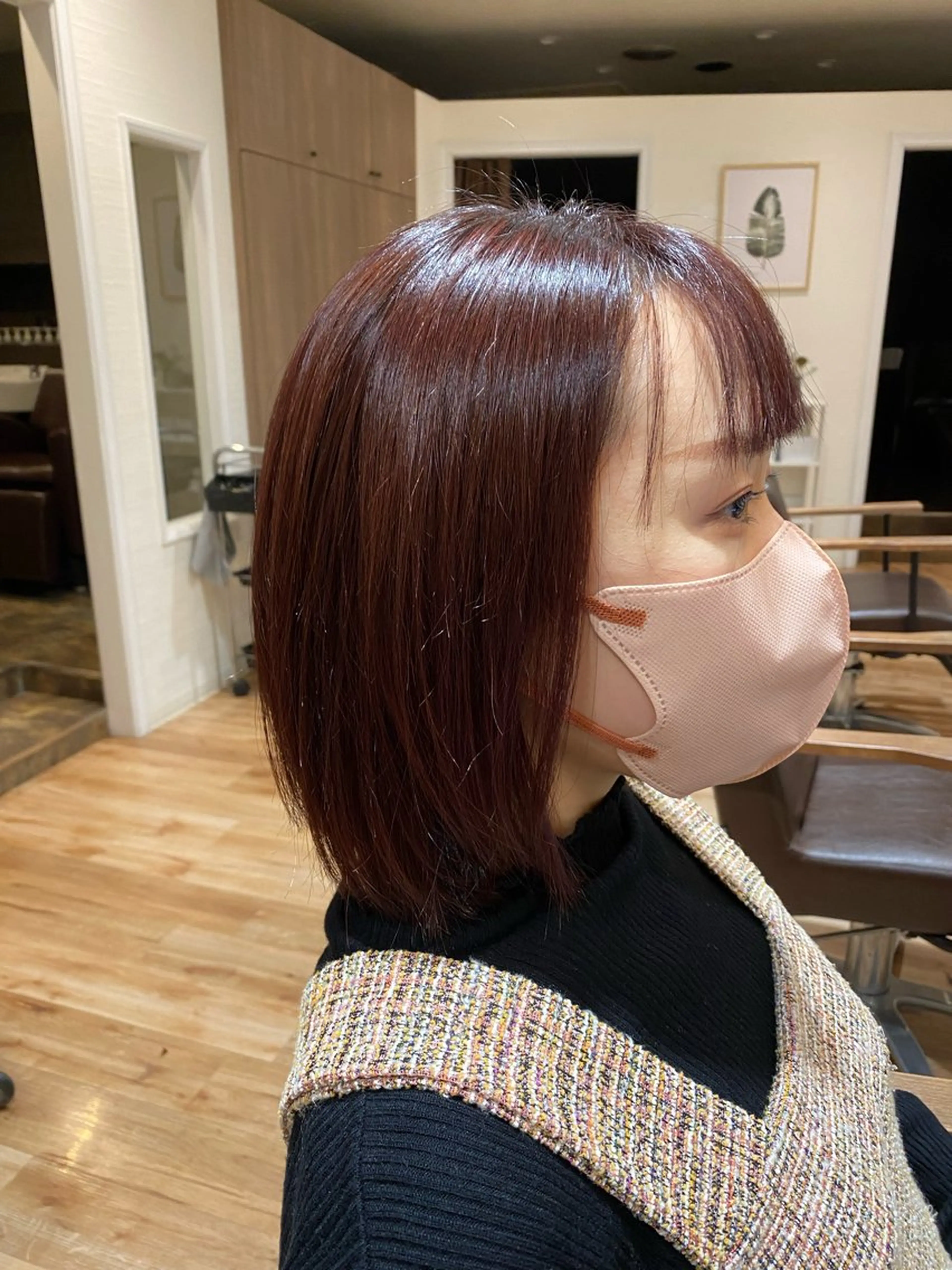 ミディアム カット ヘアカラー トリートメント イシカワ ユウタのヘアスタイル