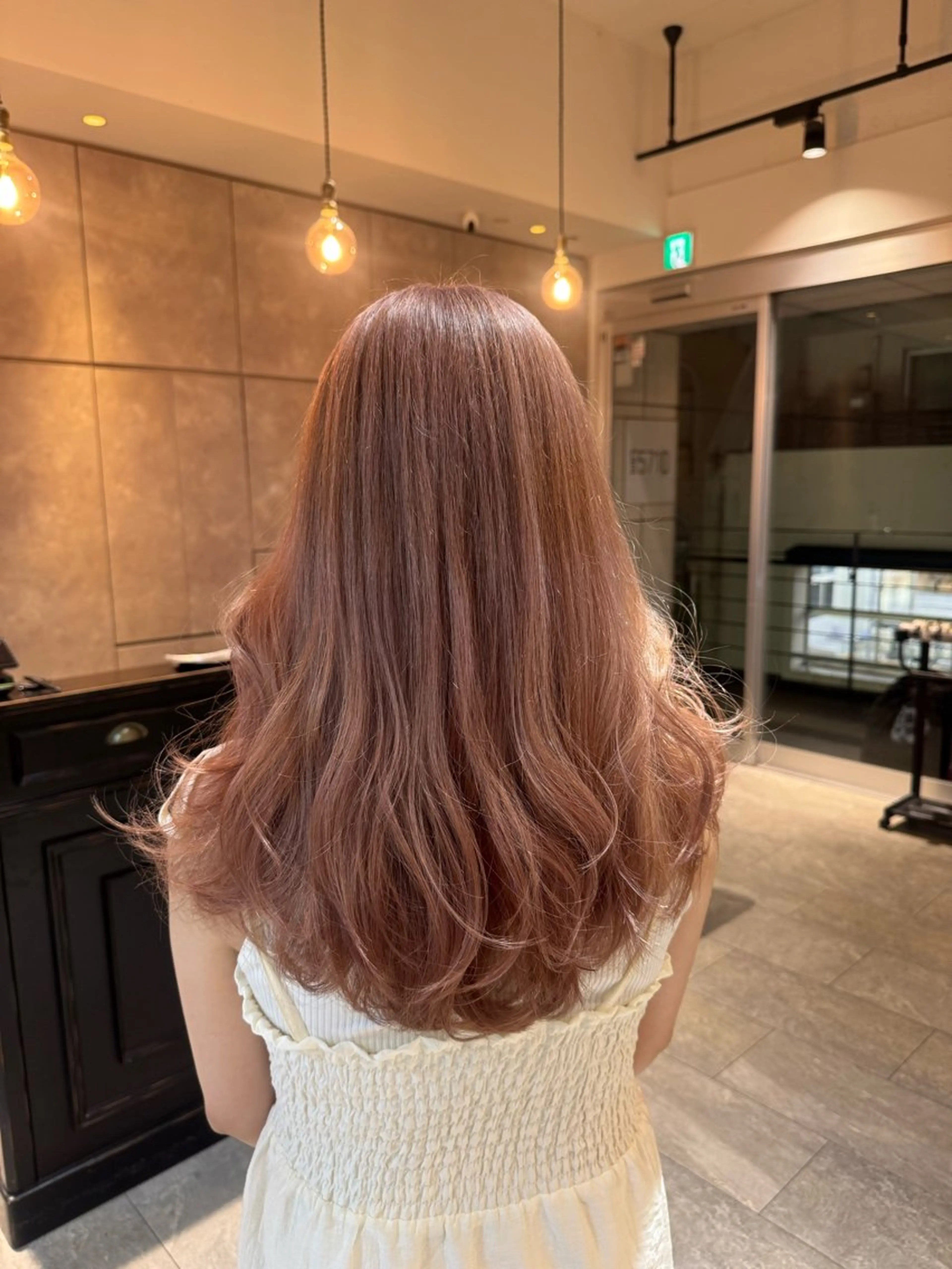 ロング カラー ヘアカラー 🩵ྀིハイトーン みほ🎀🫐のヘアスタイル