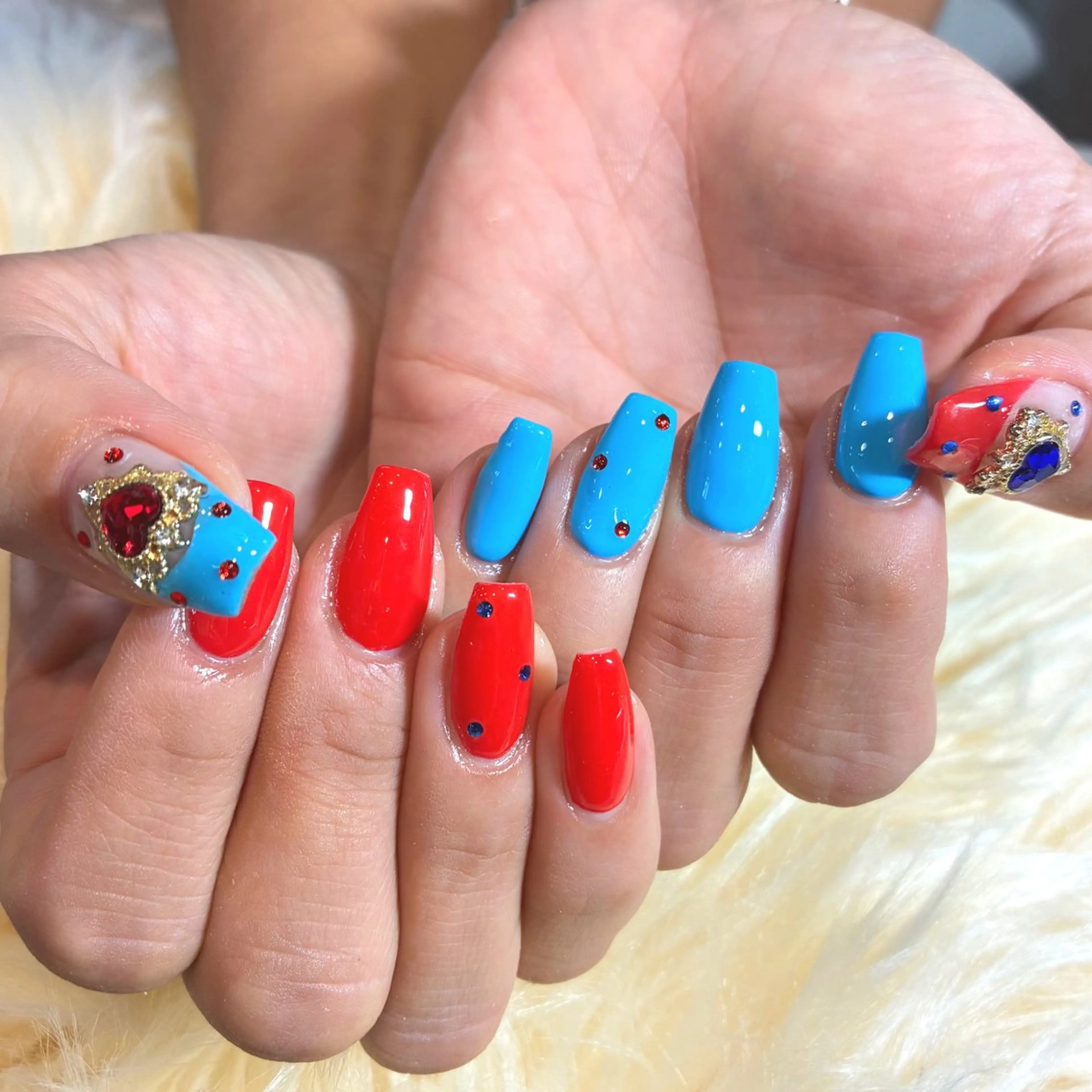 ネイル ハンドネイル Betty ✶のマツエク・マツパデザイン