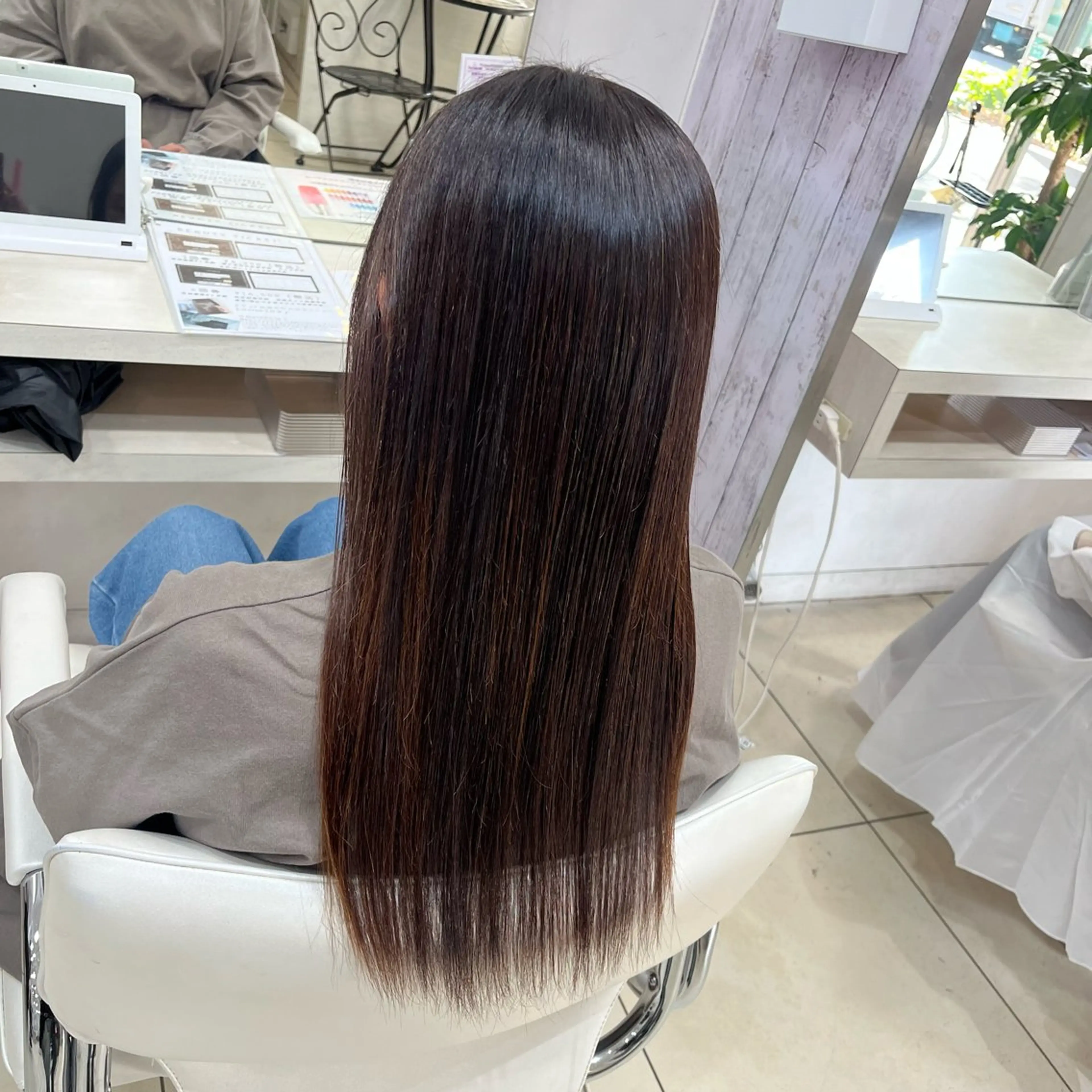 セミロング 【髪質改善カラー】 あむ·. ⟡ 🖤のヘアスタイル