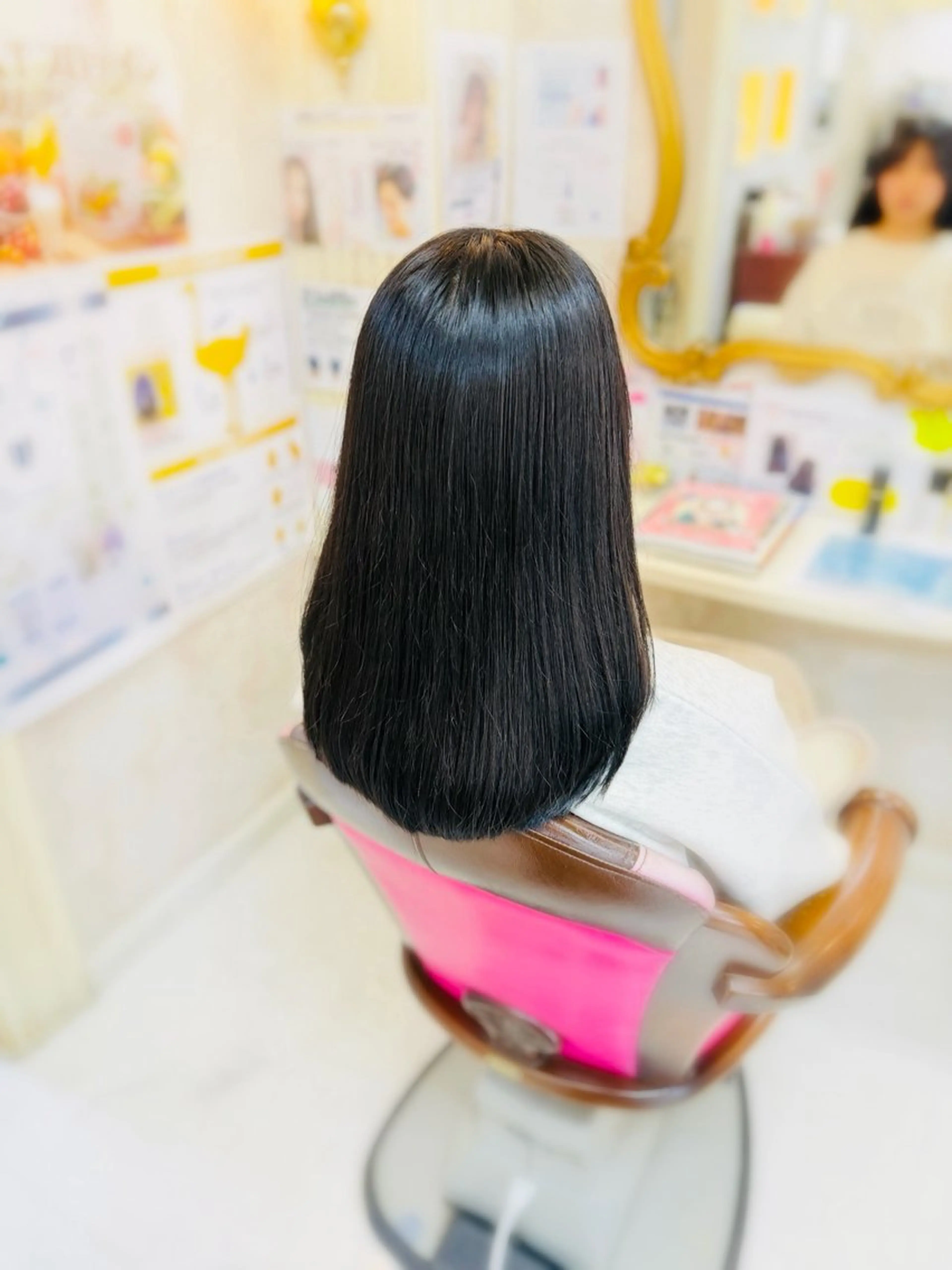 セミロング 学生 カット 美容室ティンカーベル所属・菅沼 美咲のヘアスタイル