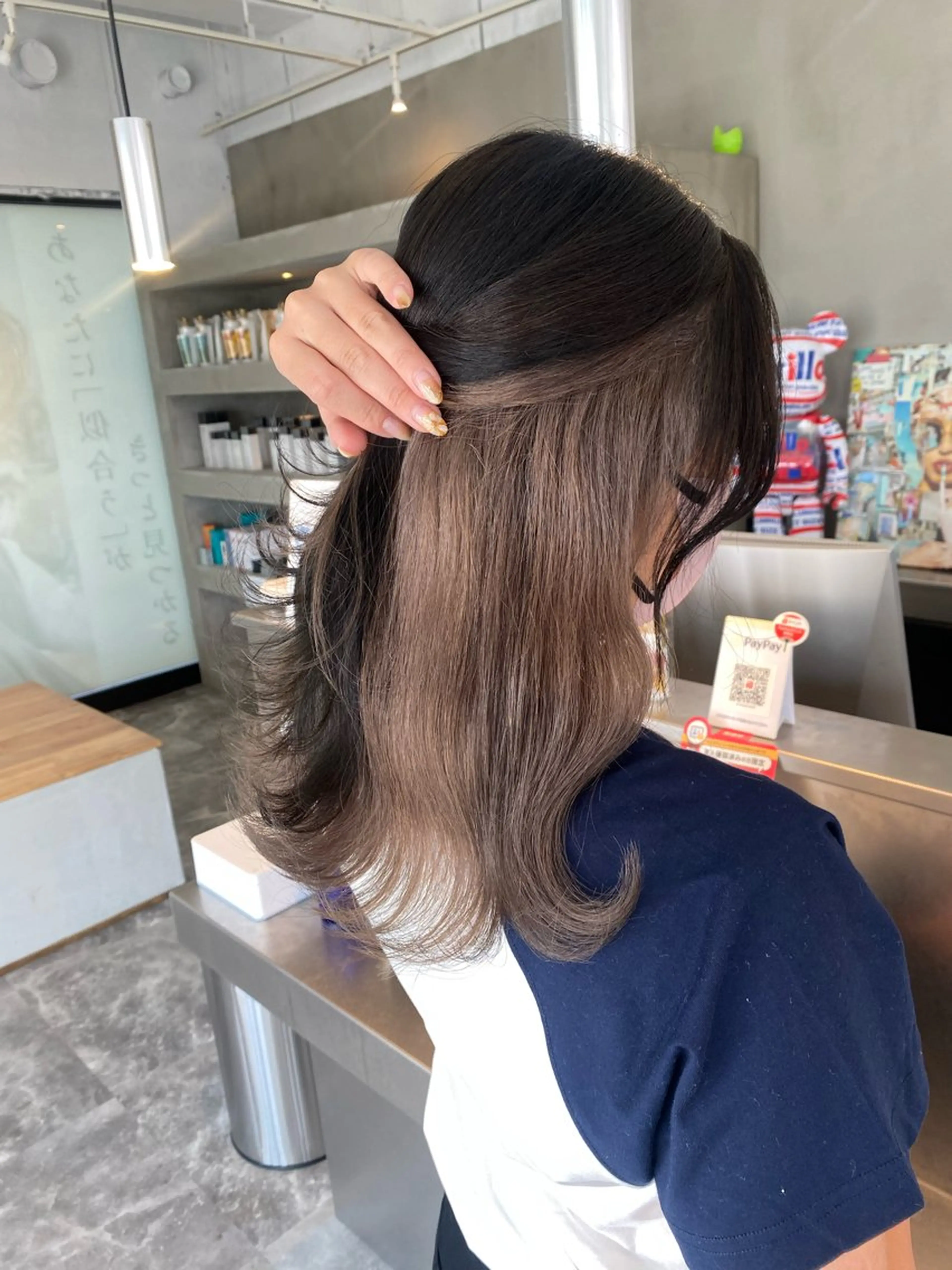 ミディアム 野上 麗のヘアスタイル