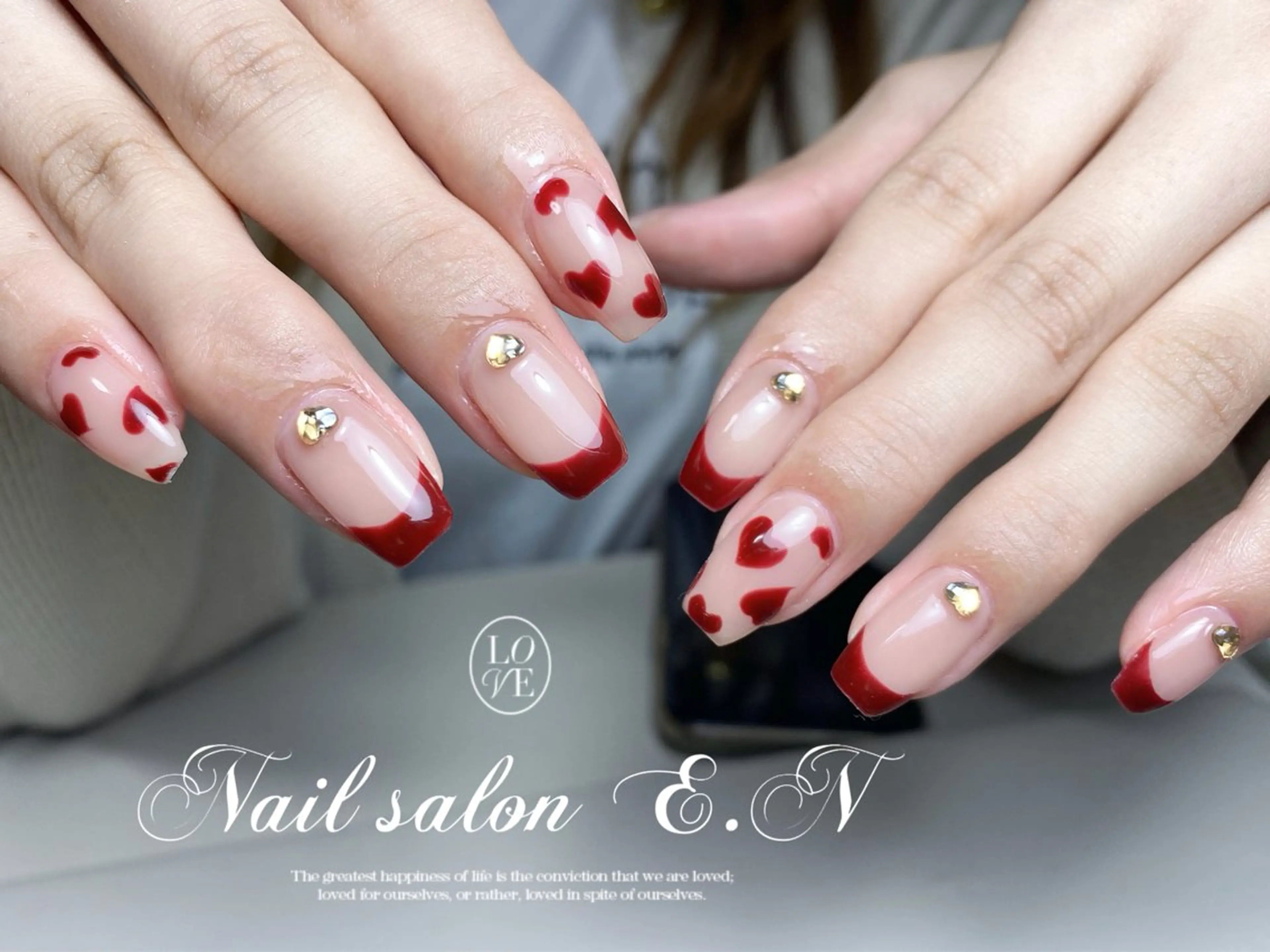 ネイル アートネイル オーロラネイル ガーリー キラキラネイル 韓国ネイル ハンドネイル E.N🦋 長さ出し/持ち込みのネイルデザイン