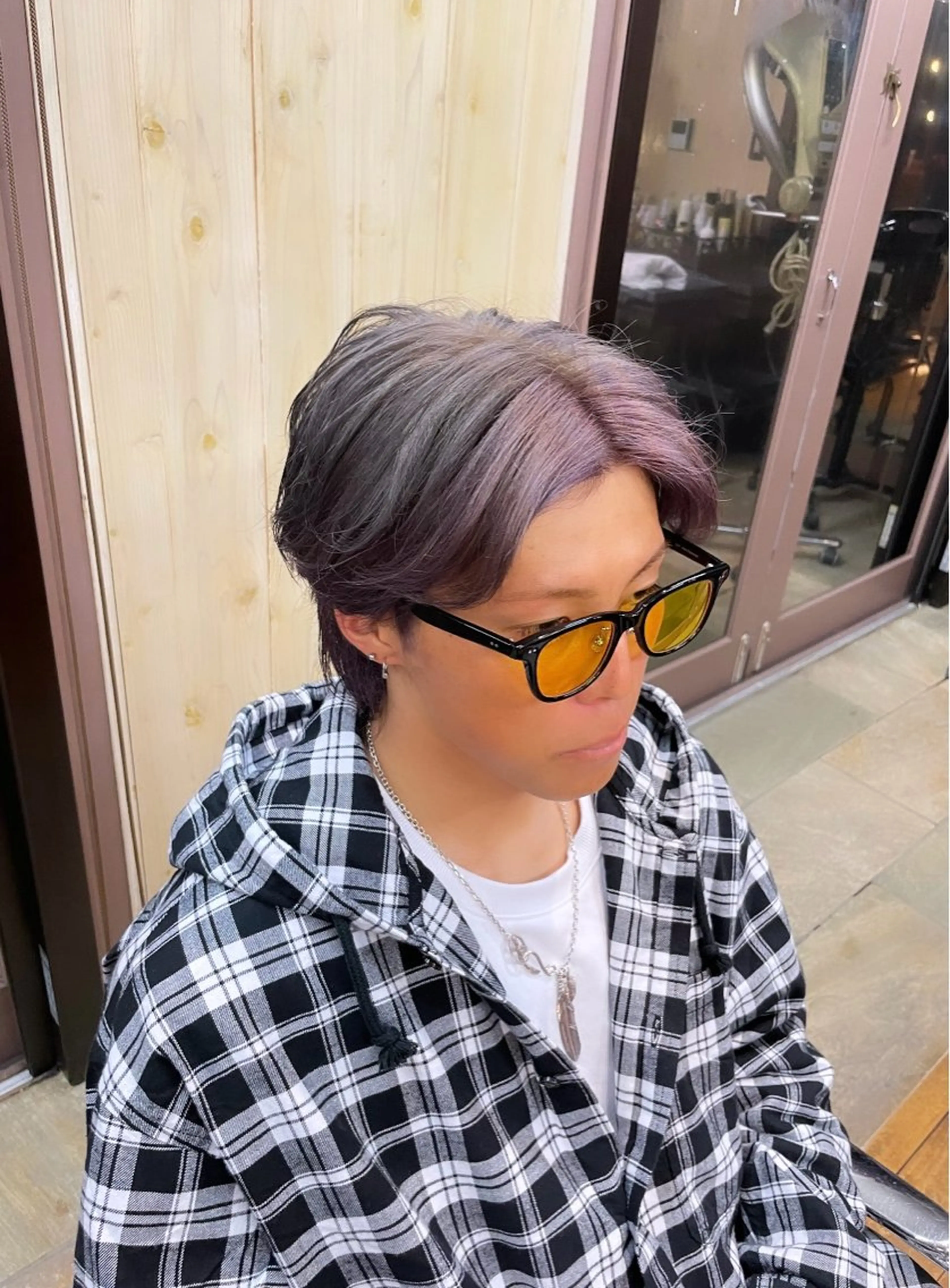 ショート カラー メンズ メンズブリーチ メンズハイトーン メンズウルフカット ブリーチ ハイトーンカラー ayaka |トレンドヘアのヘアスタイル