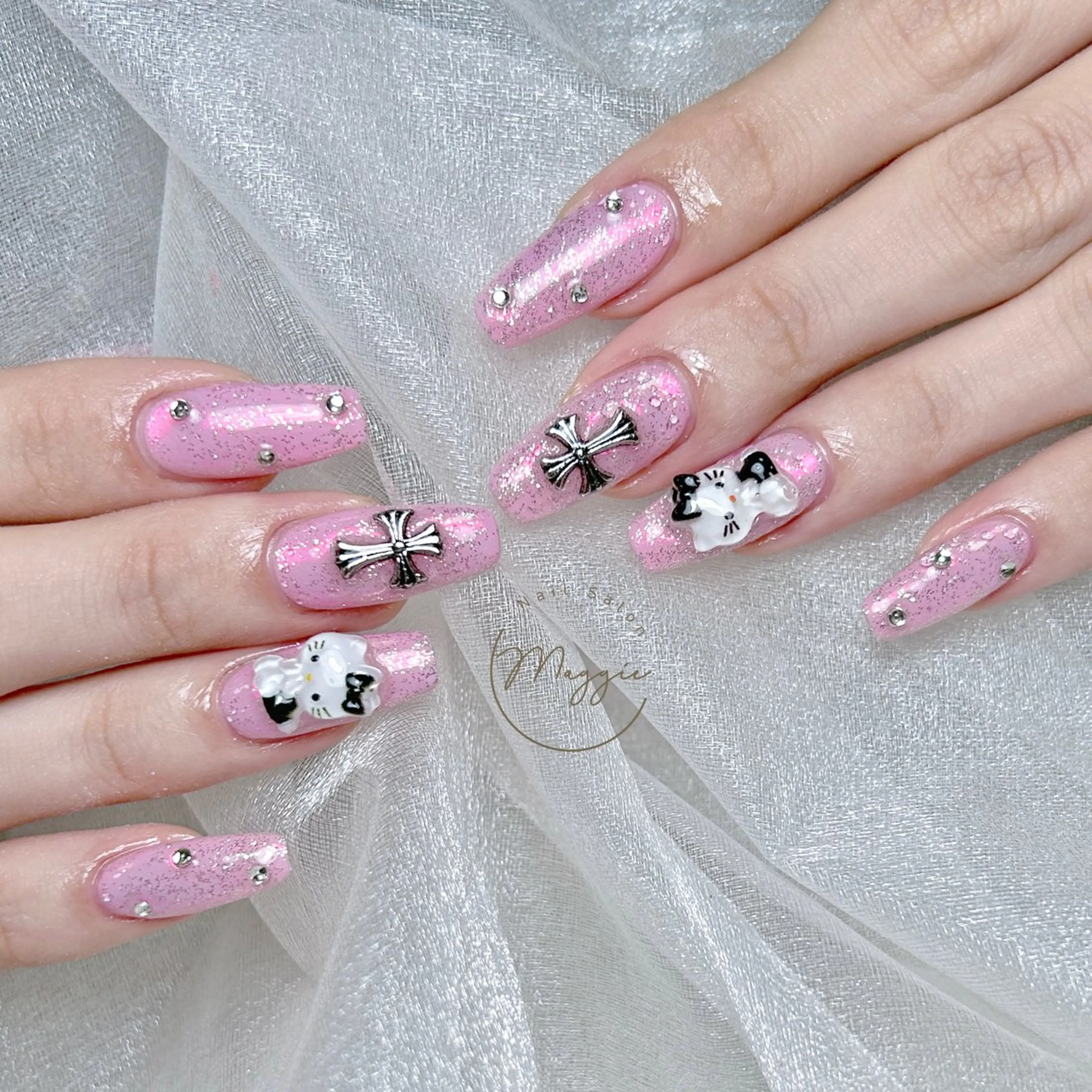 ネイル Maggie Nail🦩のネイルデザイン