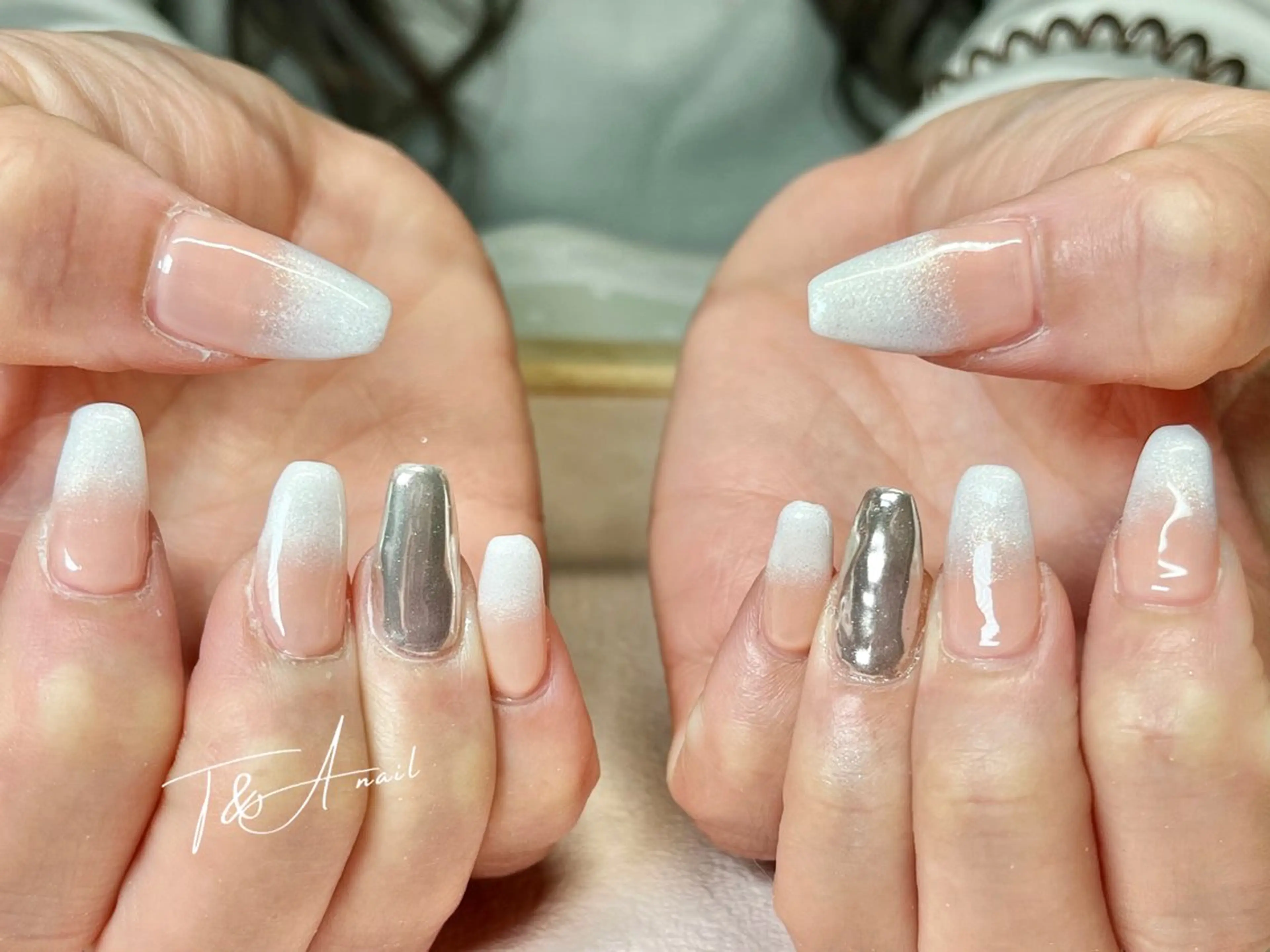 ネイル ジェルネイル グラデーション ラメ(グリッター) ラメグラデーション スカルプネイル ハンドネイル T&A nailのネイルデザイン