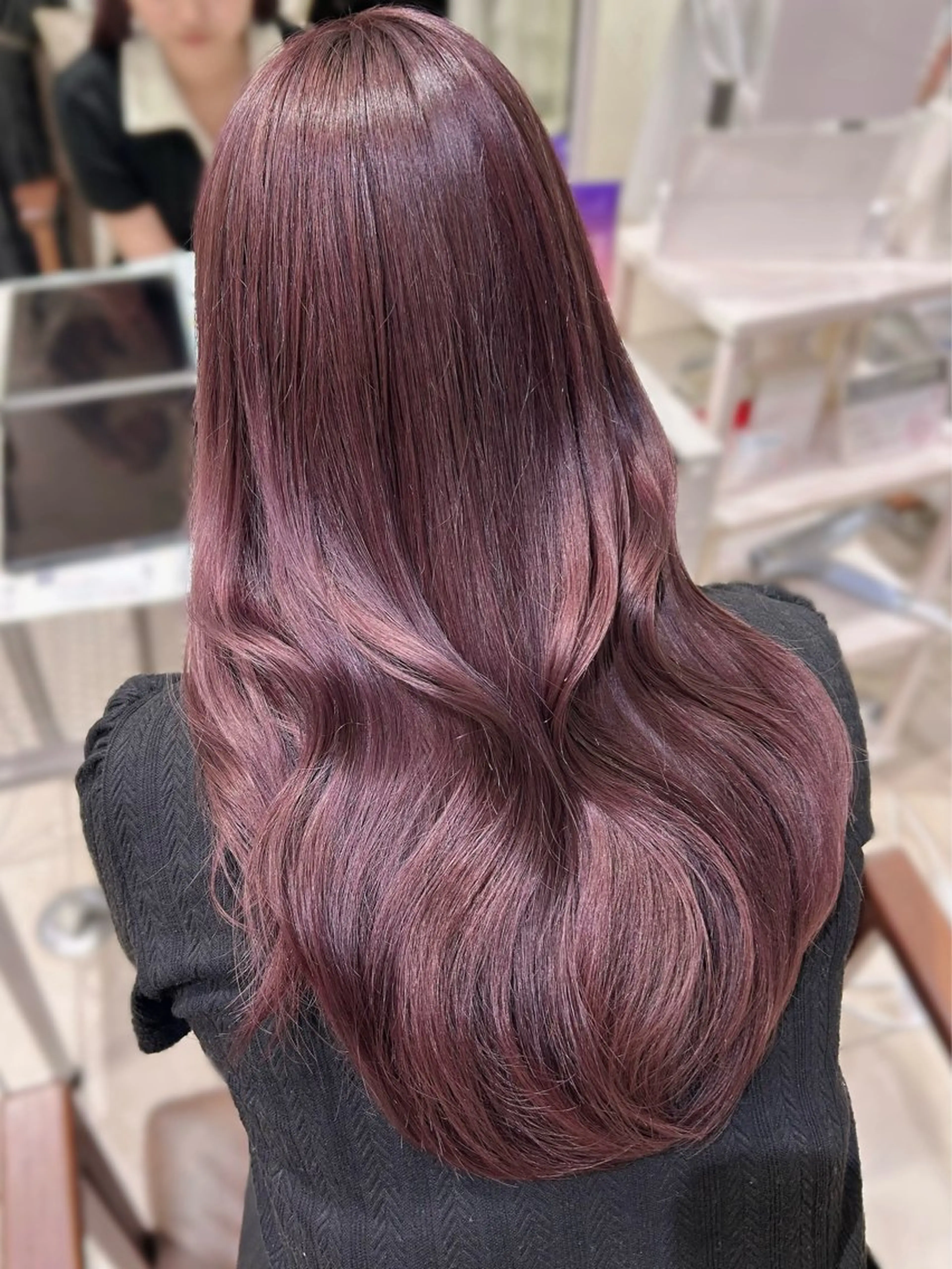 カラー ブリーチ ヘアカラー momo🍑/顔周り カット/透明感カラーのヘアスタイル