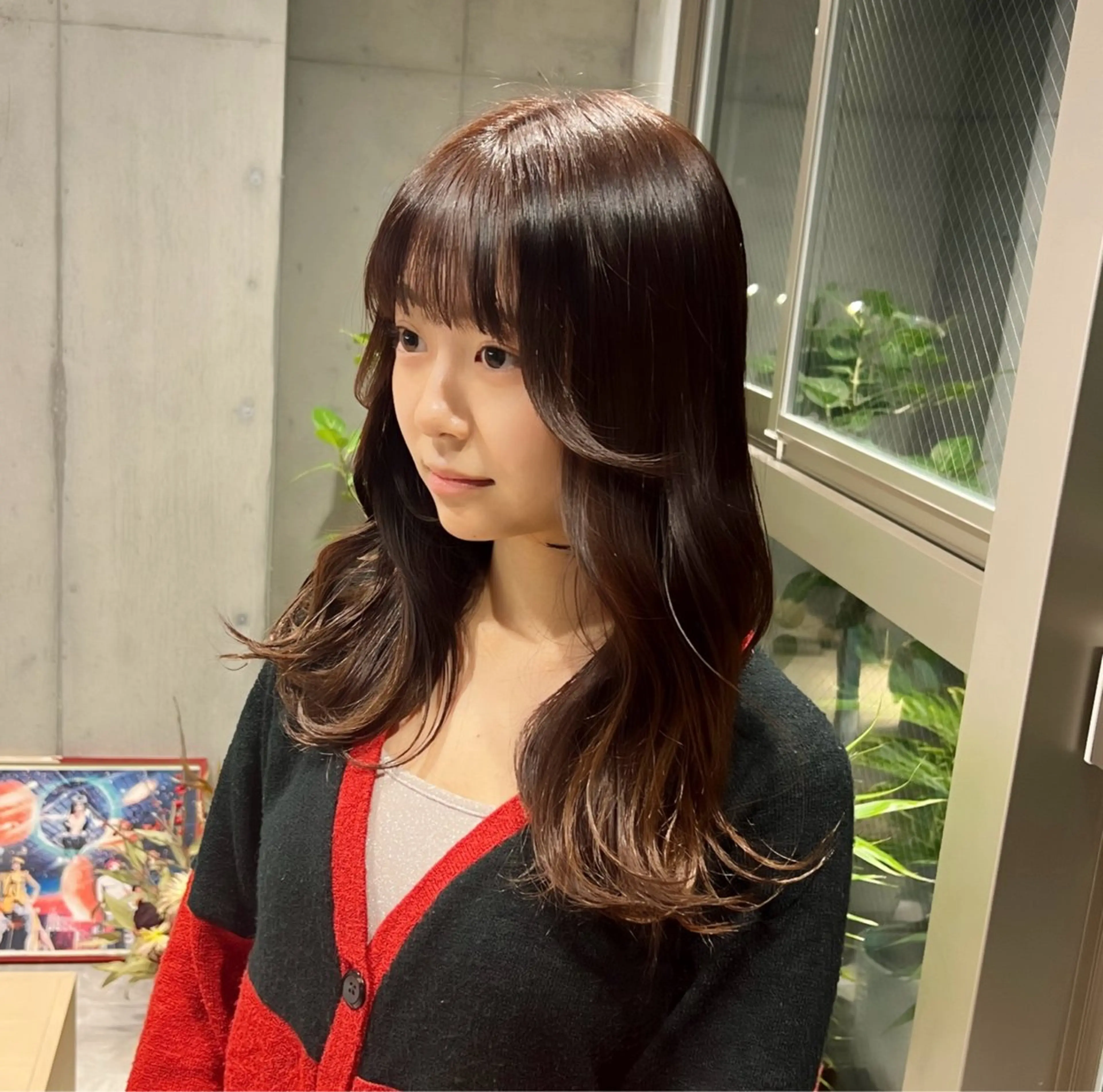 セミロング 透明感/血色カラー/ 似合せレイヤー/ゆいのヘアスタイル