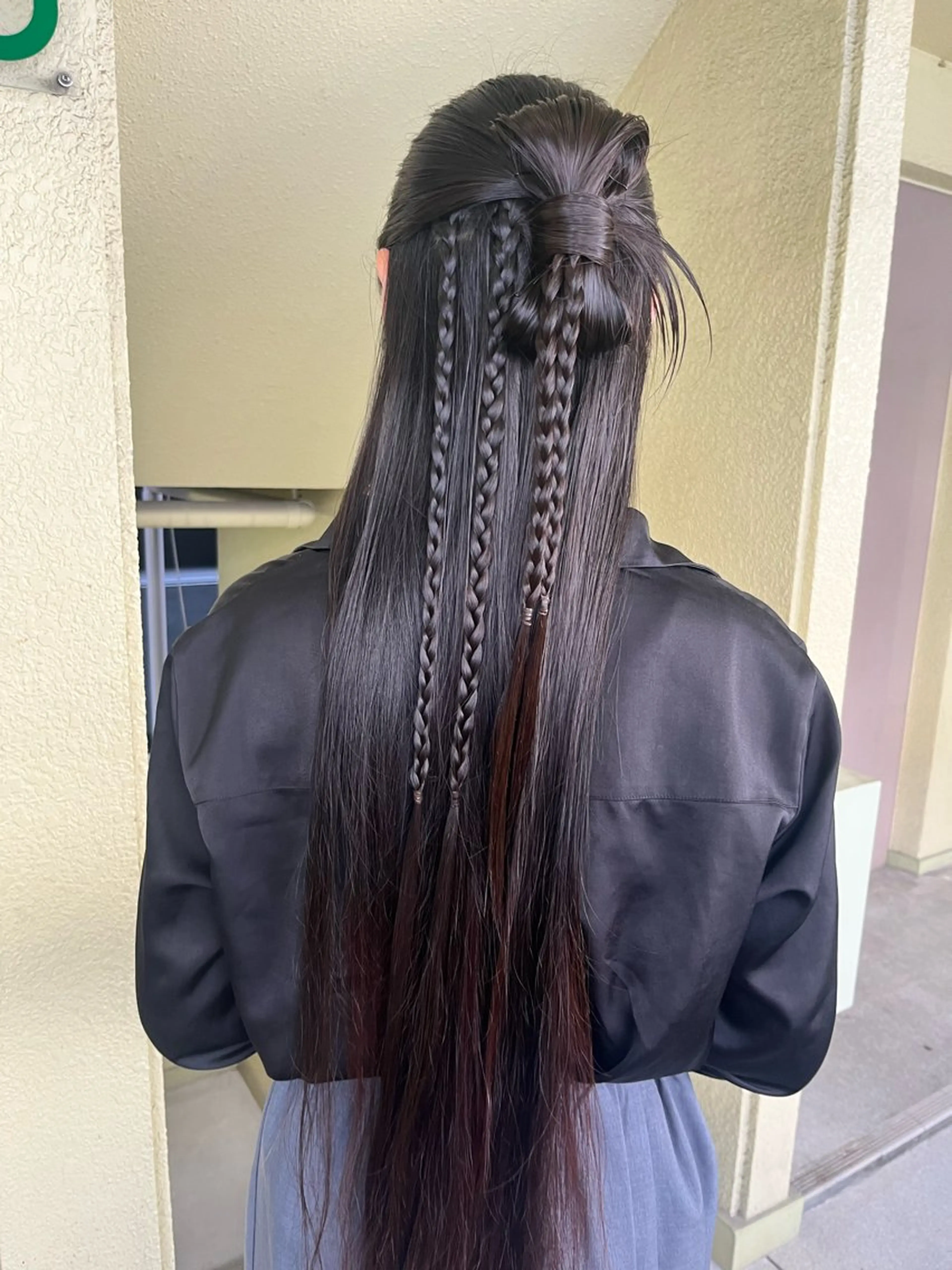 ロング ヘアアレンジ ハーフアップ くすみカラー/ パーマ/ろーれんのヘアスタイル