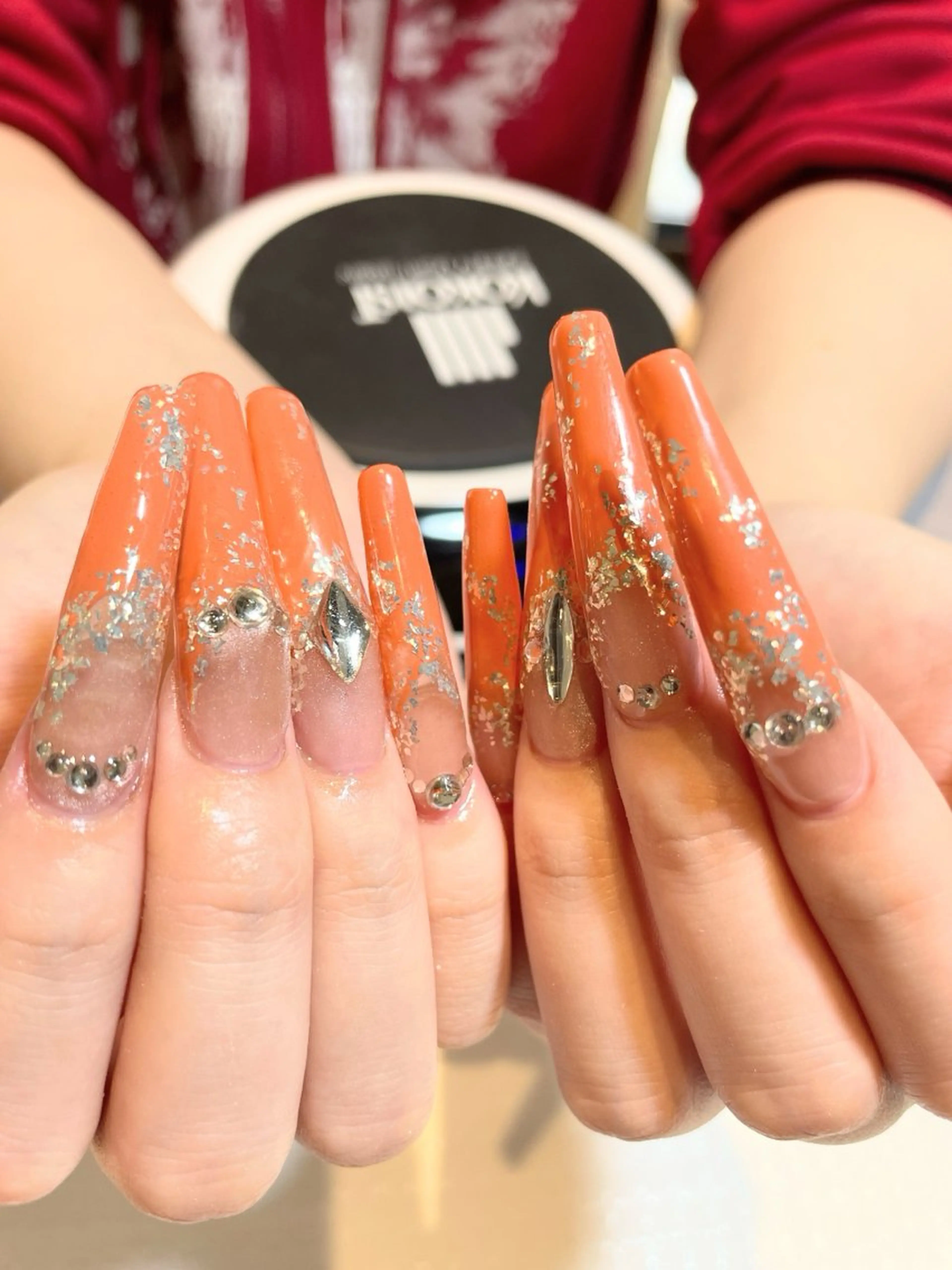 ネイル アートネイル 長さ出し ロングネイル オレンジ ハンドネイル door  froh chikakoのネイルデザイン