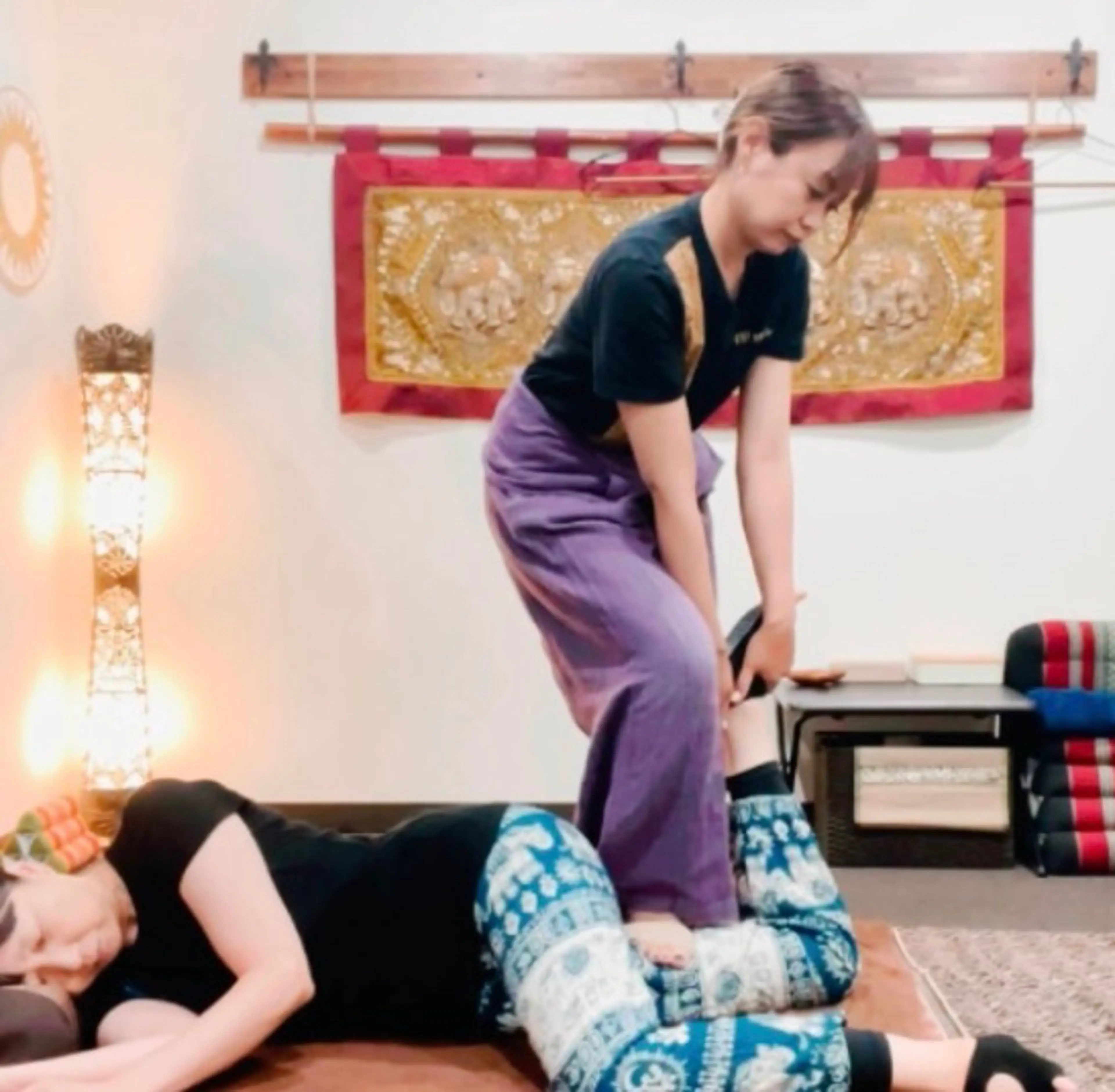 ガチガチさん限定!本気でほぐされたい人にオススメ!タイ古式マッサージ120分 足湯、お茶菓子付きの写真