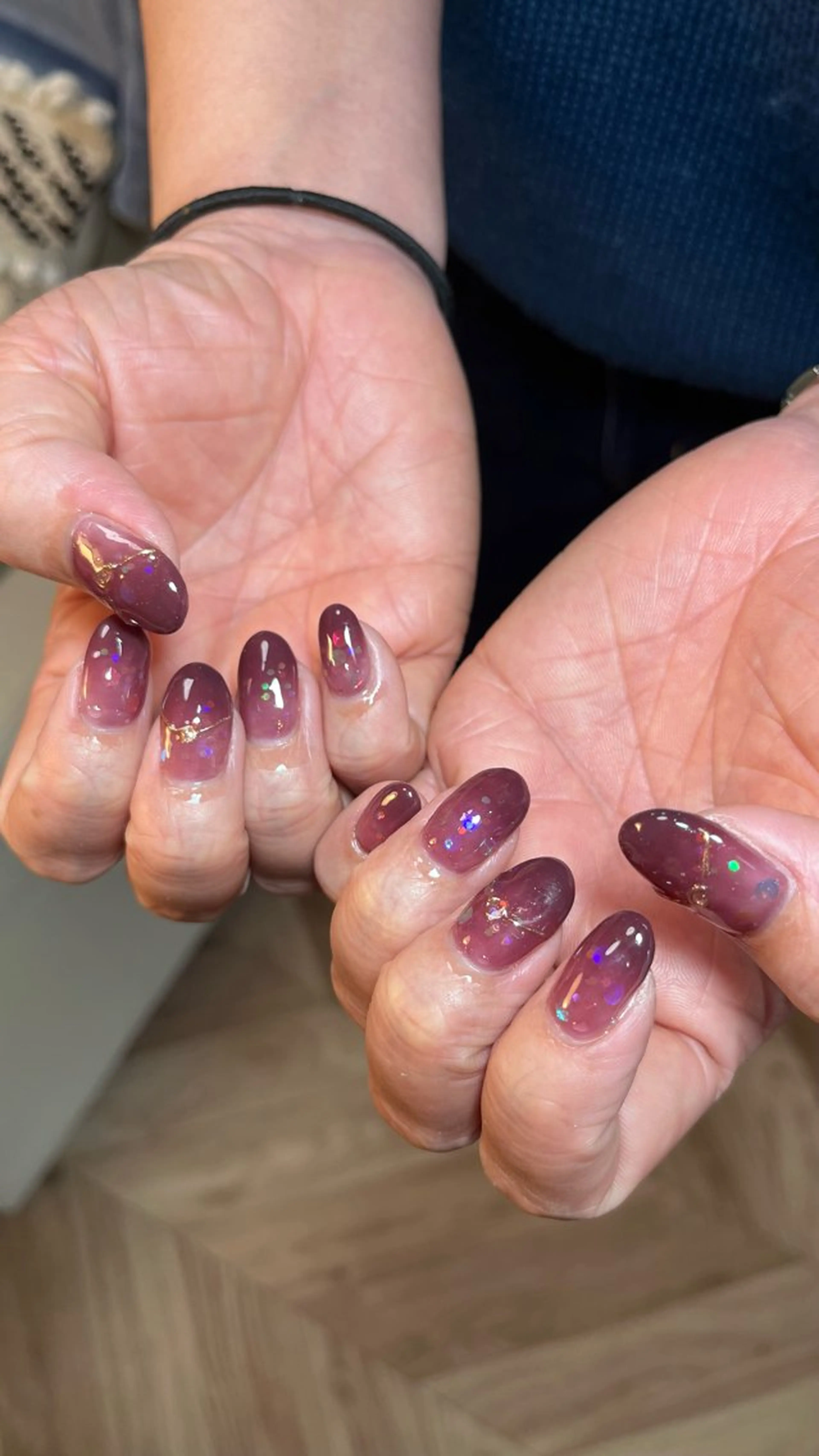 ネイル ハンドネイル Amber21.所属・Nagahama Akariのネイルデザイン