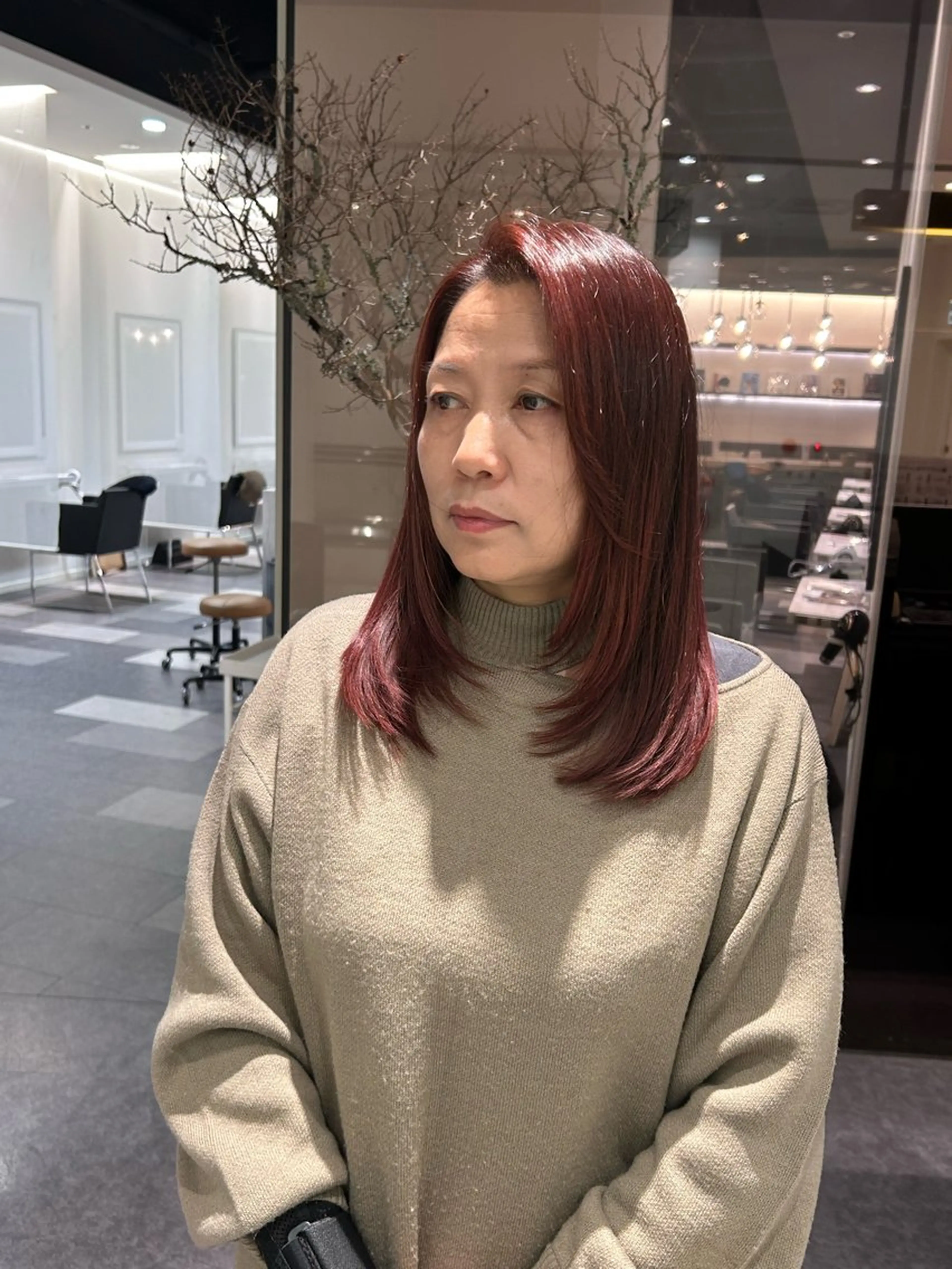 ミディアム カラー 中原 優美のヘアスタイル