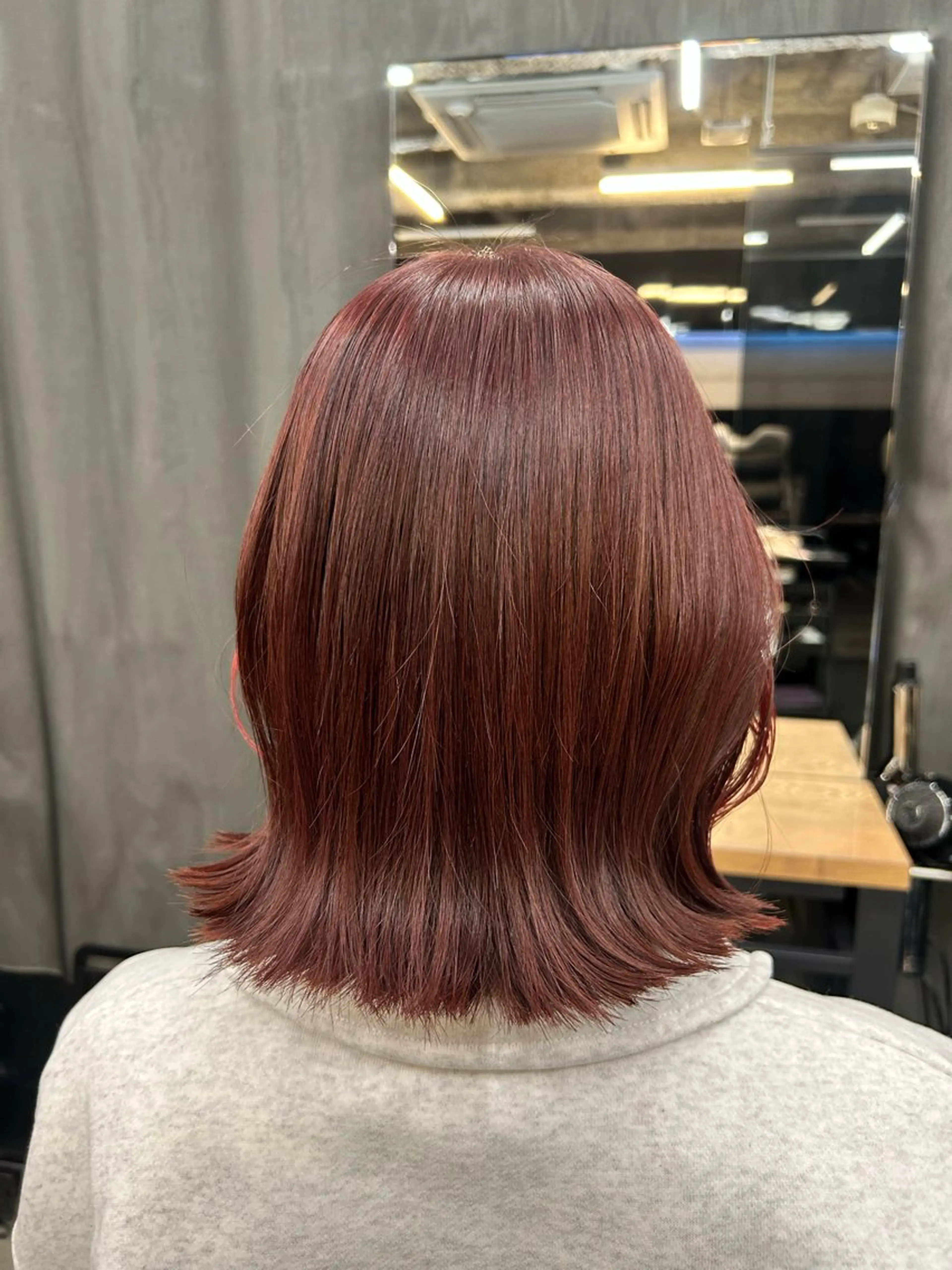 ミディアム 女性らしいモテヘア 韓国ヘアhikariのヘアスタイル