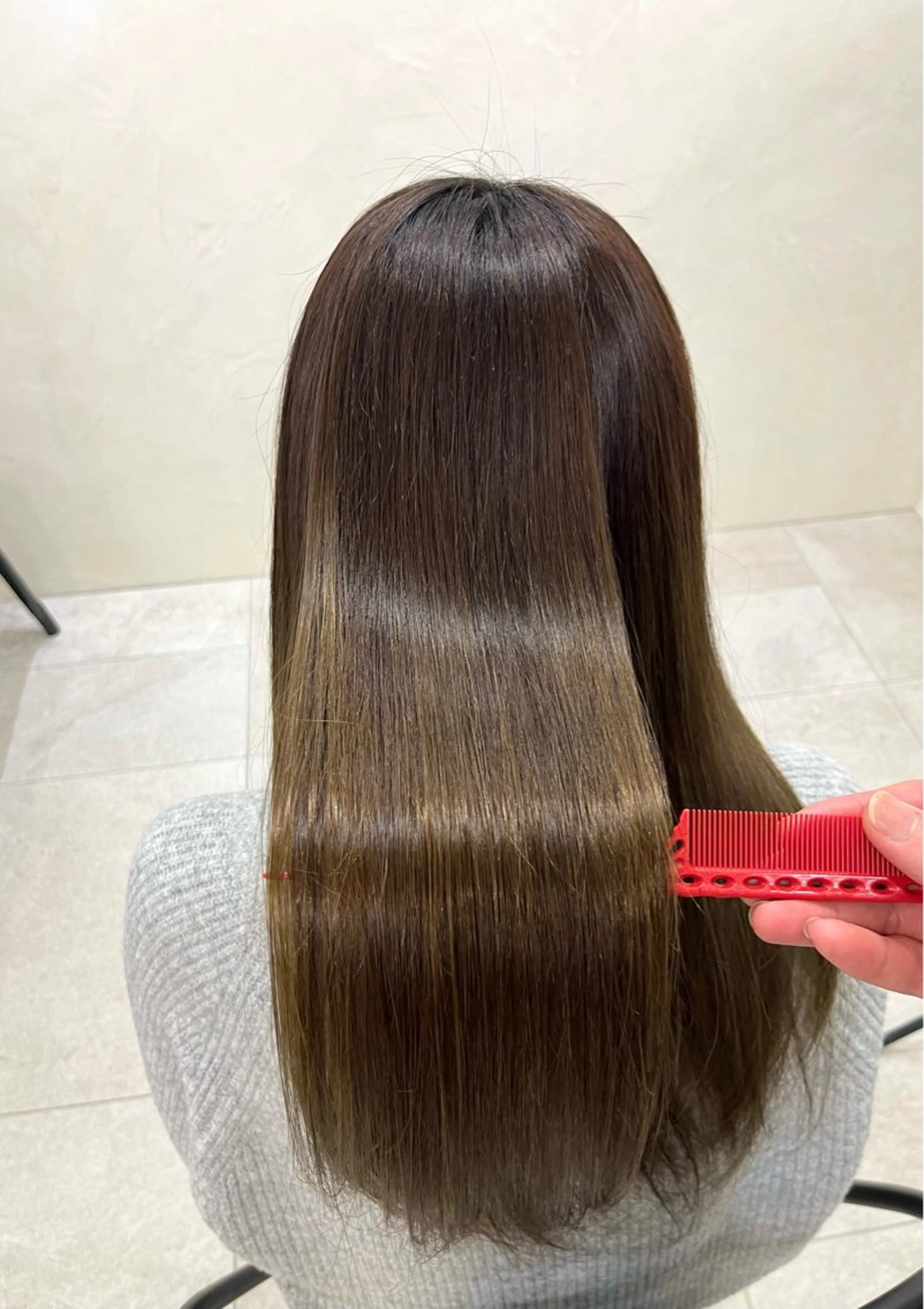 セミロング 髪質改善 トリートメント ストレート　髪質改善 あすまのヘアスタイル