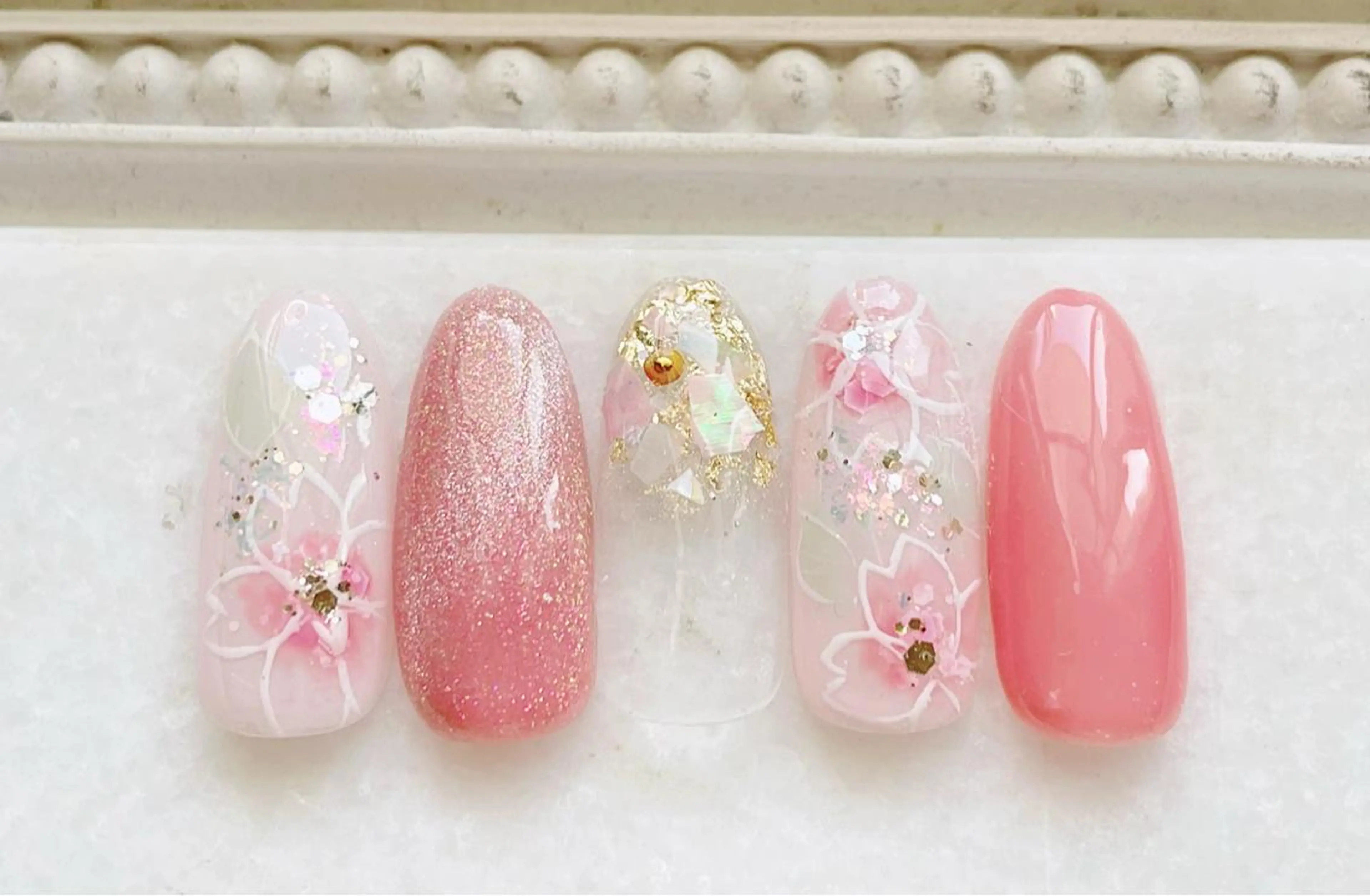 ネイル 桜ネイル ジェルネイル マグネットネイル パラジェル 春ネイル ハンドネイル Satomi  のネイルデザイン