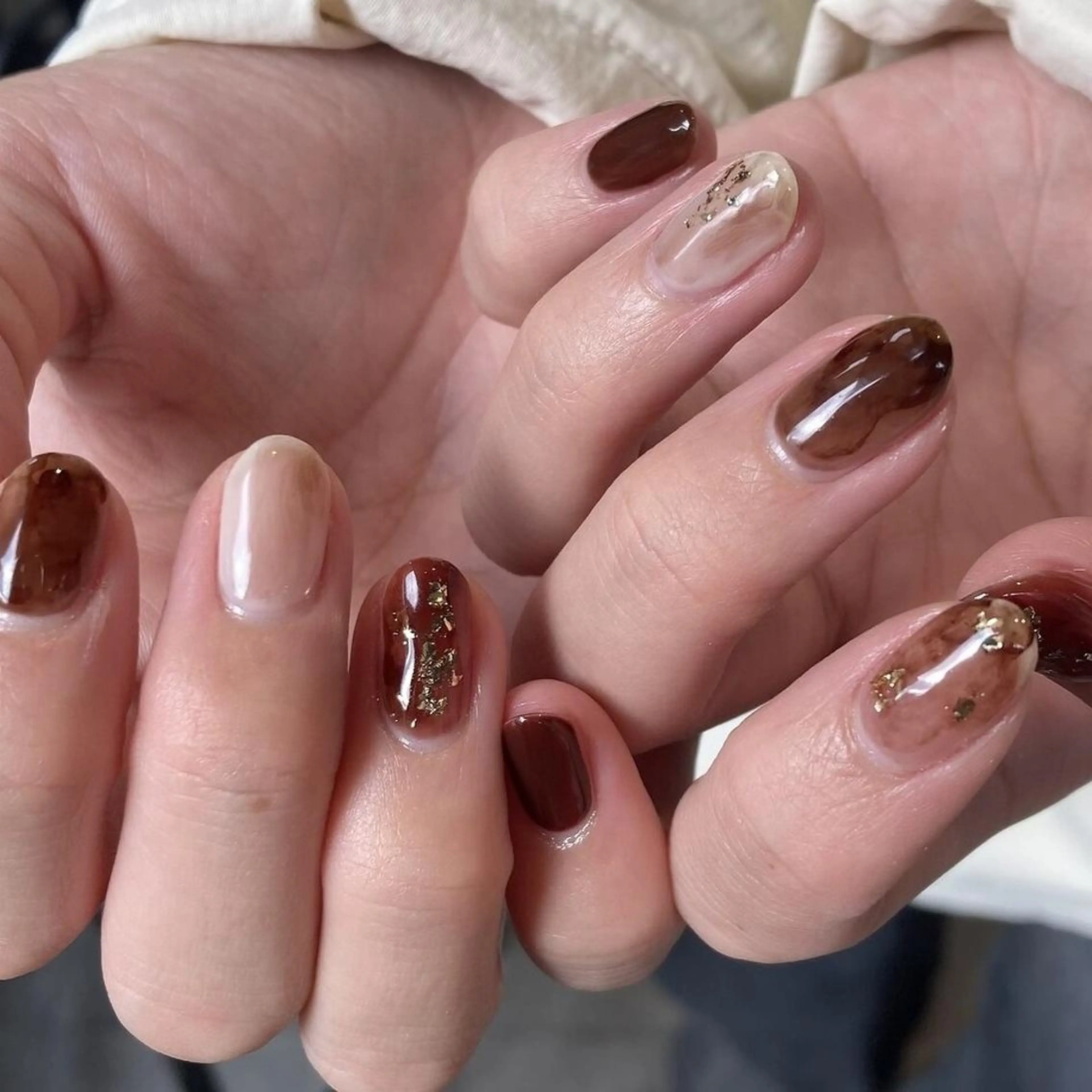 ネイル ブラウン クリアネイル フレンチネイル ジェルネイル ガラスフレンチ 【パラジェル認定】 newiネイル京橋のネイルデザイン