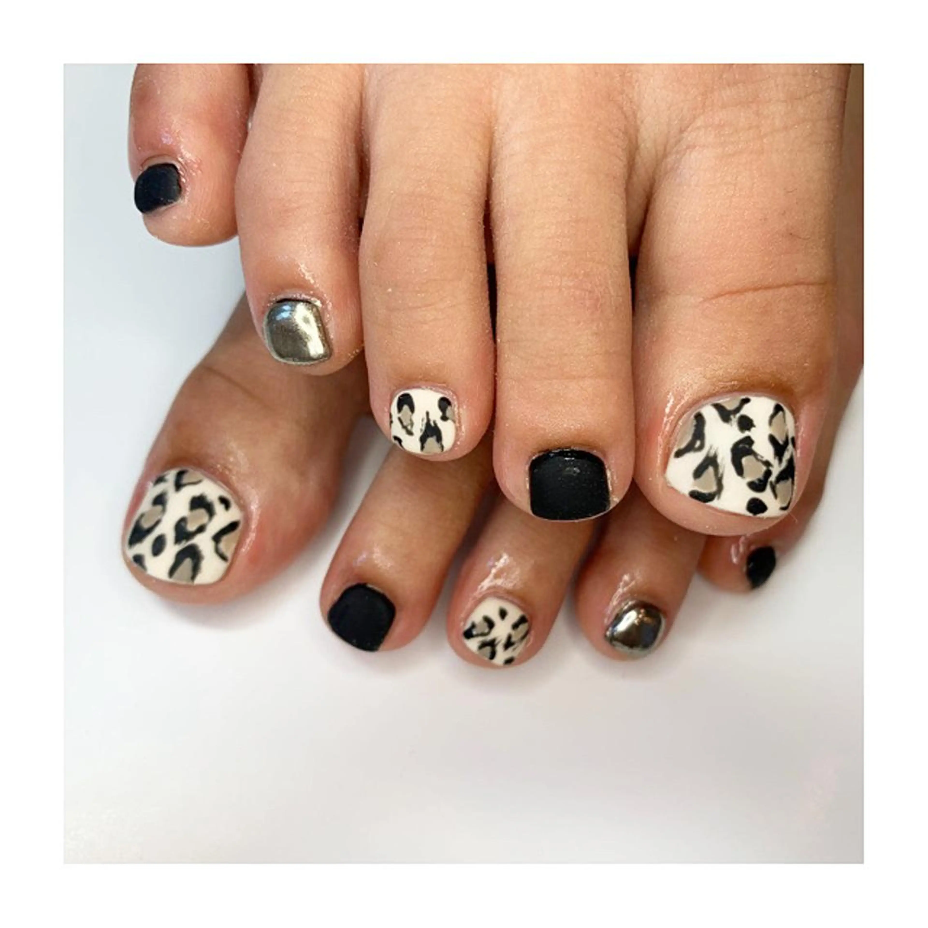 ネイル 駒月 明日香の眉毛・アイブロウイメージ