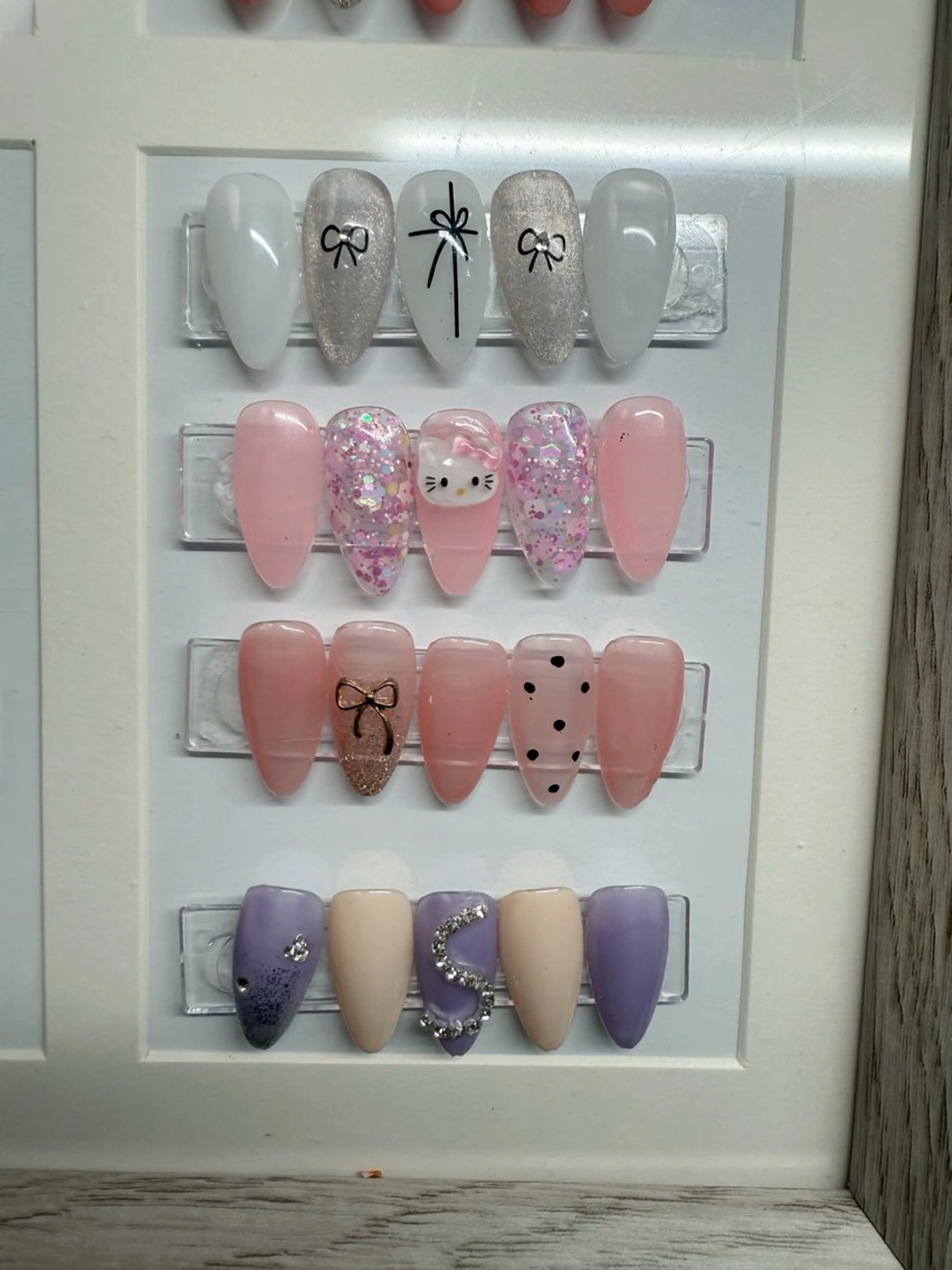 ネイル ハンドネイル ハンドケア リン リンのネイルデザイン