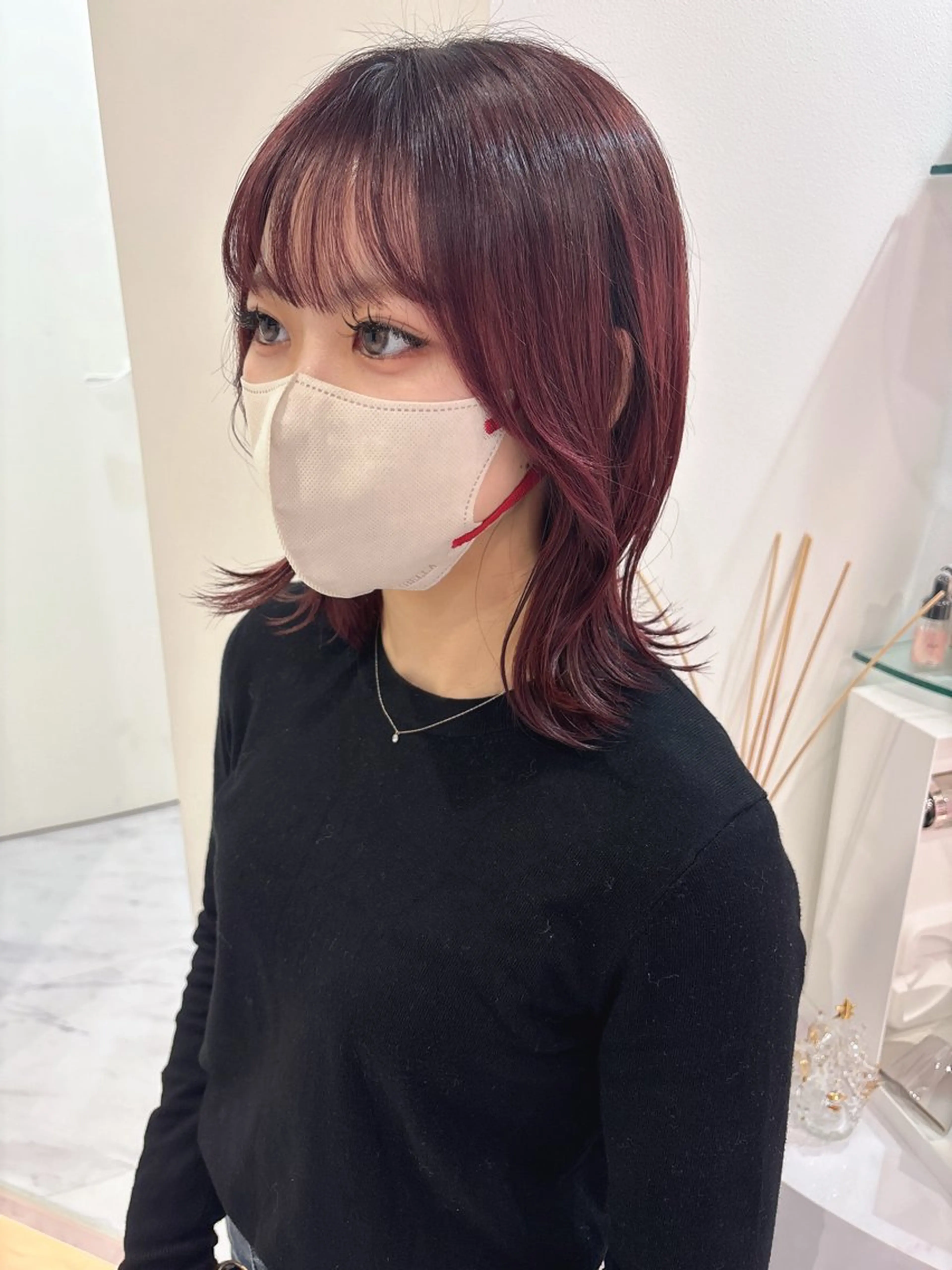 ミディアム カラー レッドカラー カット ヘアカラー SAYAKA 🍒／ボブ／暖色のヘアスタイル