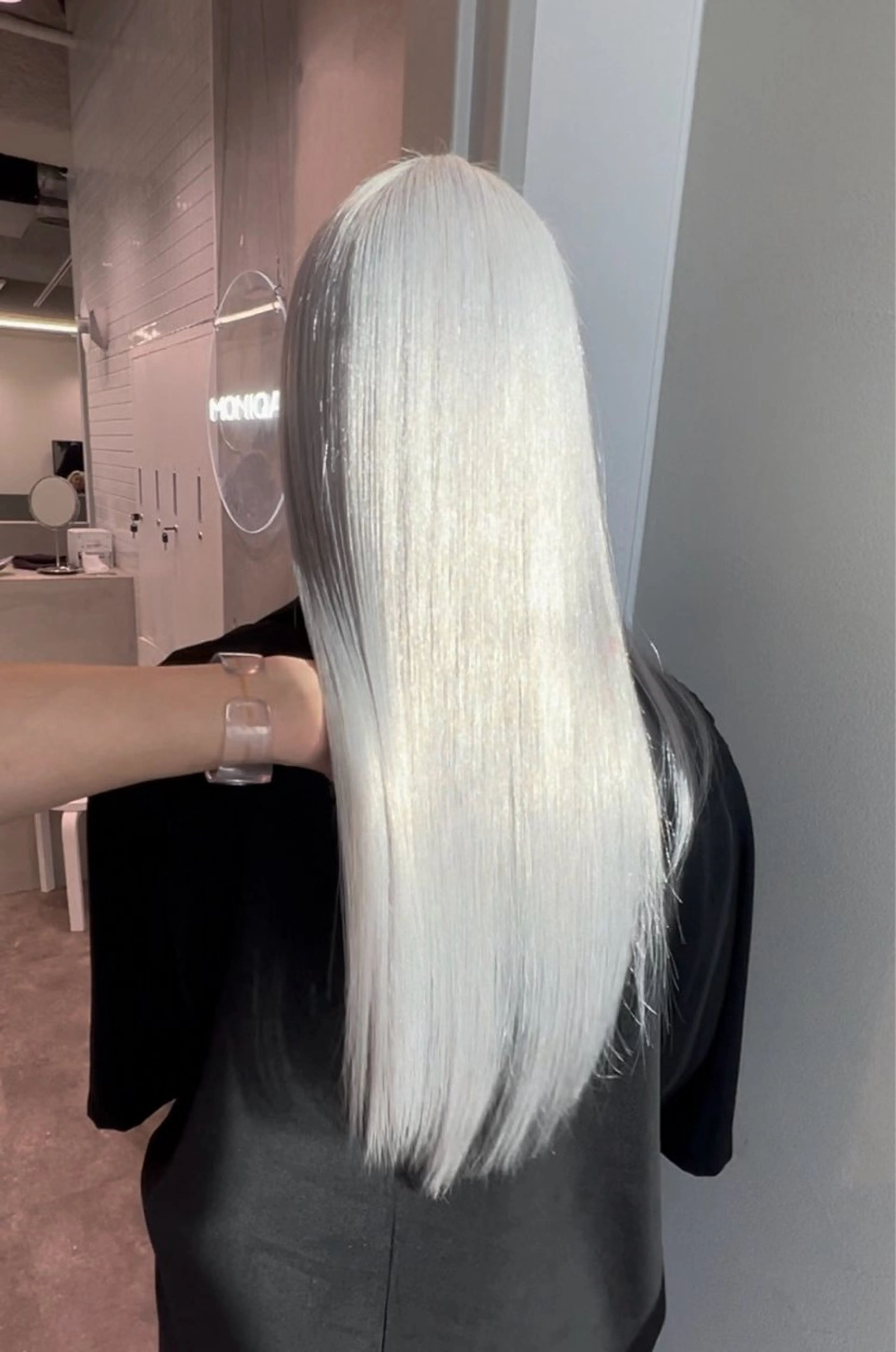 ブリーチ3回+カラー⭐️の写真