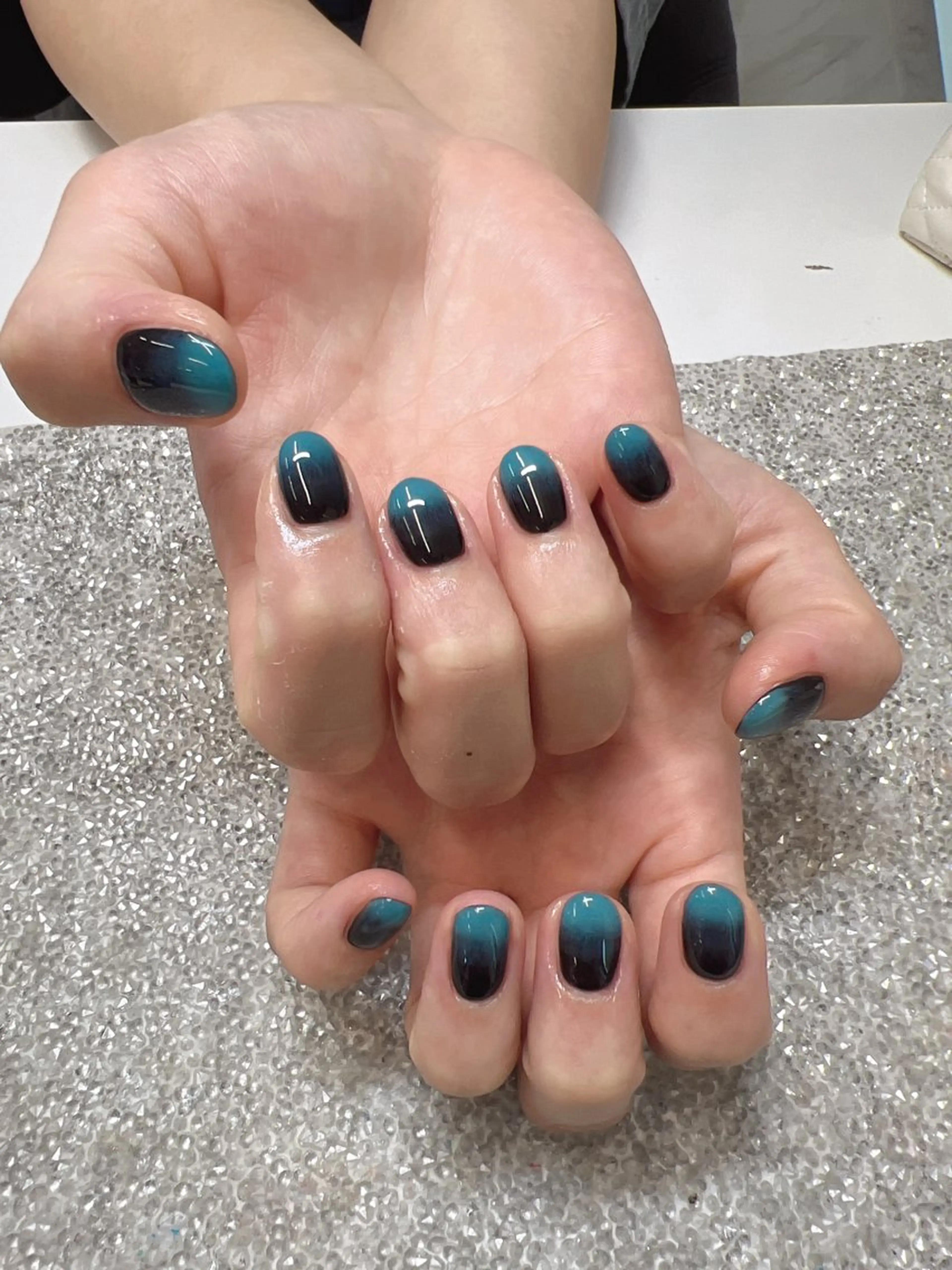 ネイル Guarendo錦糸町店所属・ガレンドウ 白澤 愛子のネイルデザイン