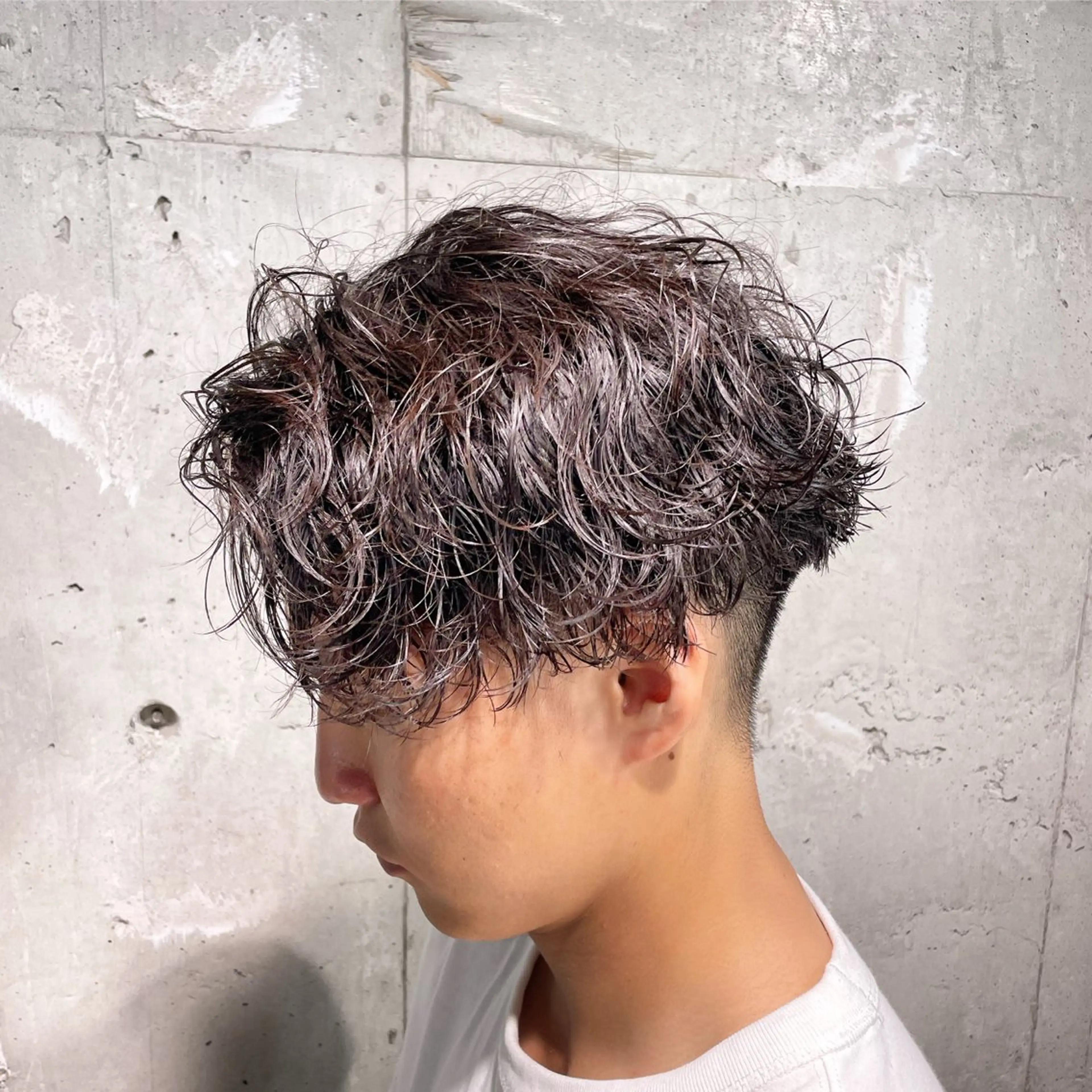 パーマ メンズ カット ヘアカラー トリートメント 艶髪/透明感🪽 DISCO🪽のヘアスタイル