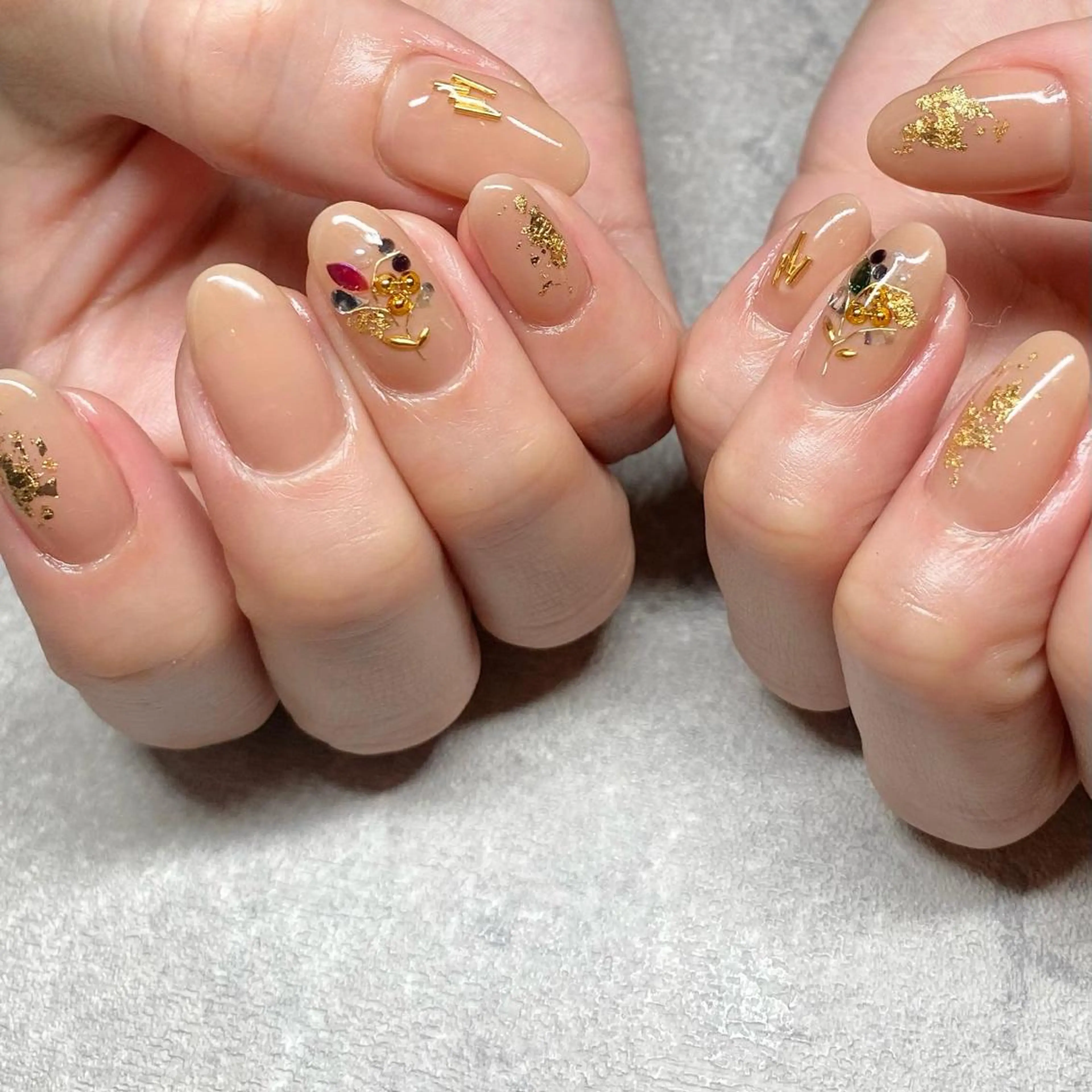 ネイル アートネイル ニュアンスネイル 春ネイル 夏ネイル ハンドネイル 山田 貴子のネイルデザイン