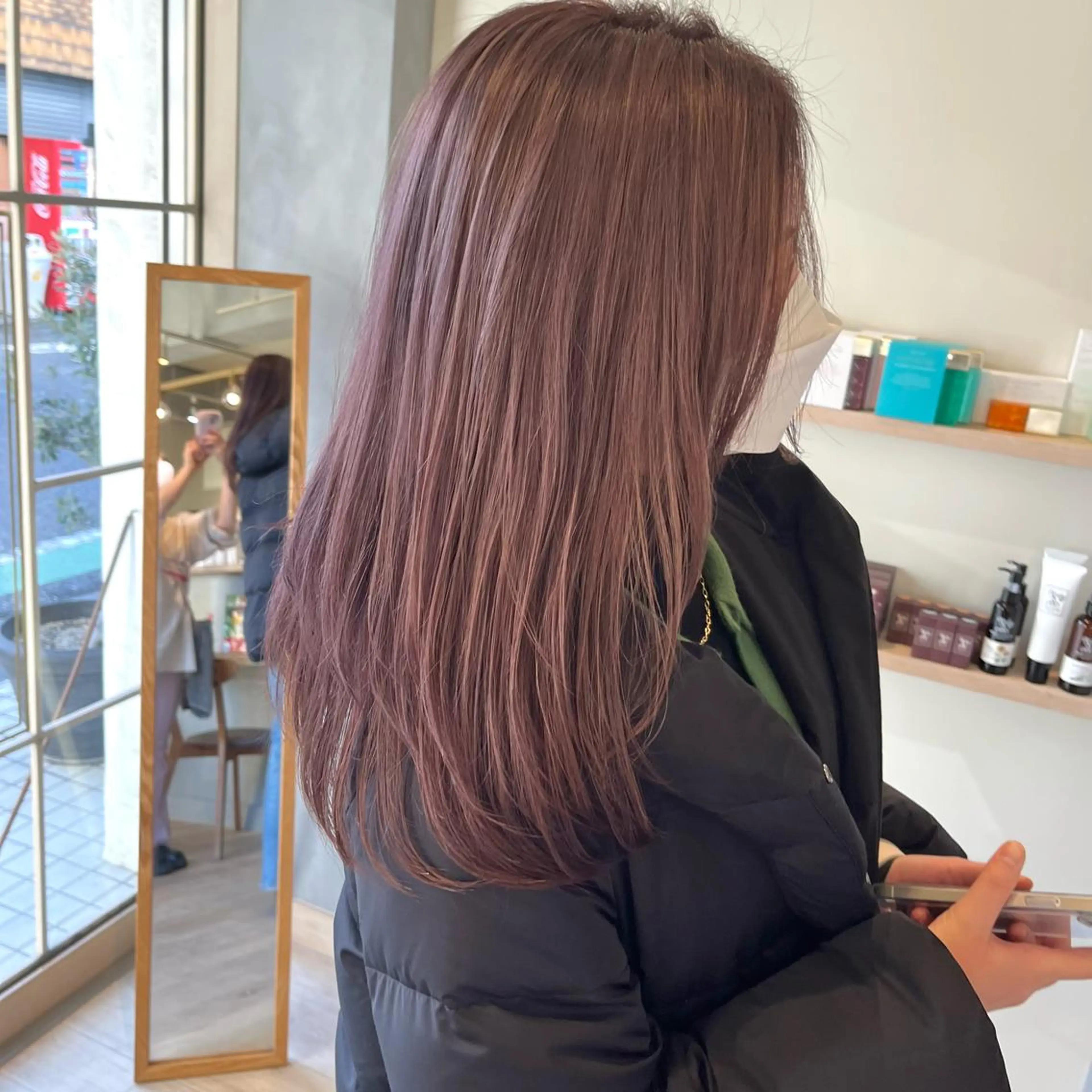 ロング カラー ベージュカラー ブリーチ ラベンダーカラー ラベンダーベージュ MAI ROCCO3rdのヘアスタイル