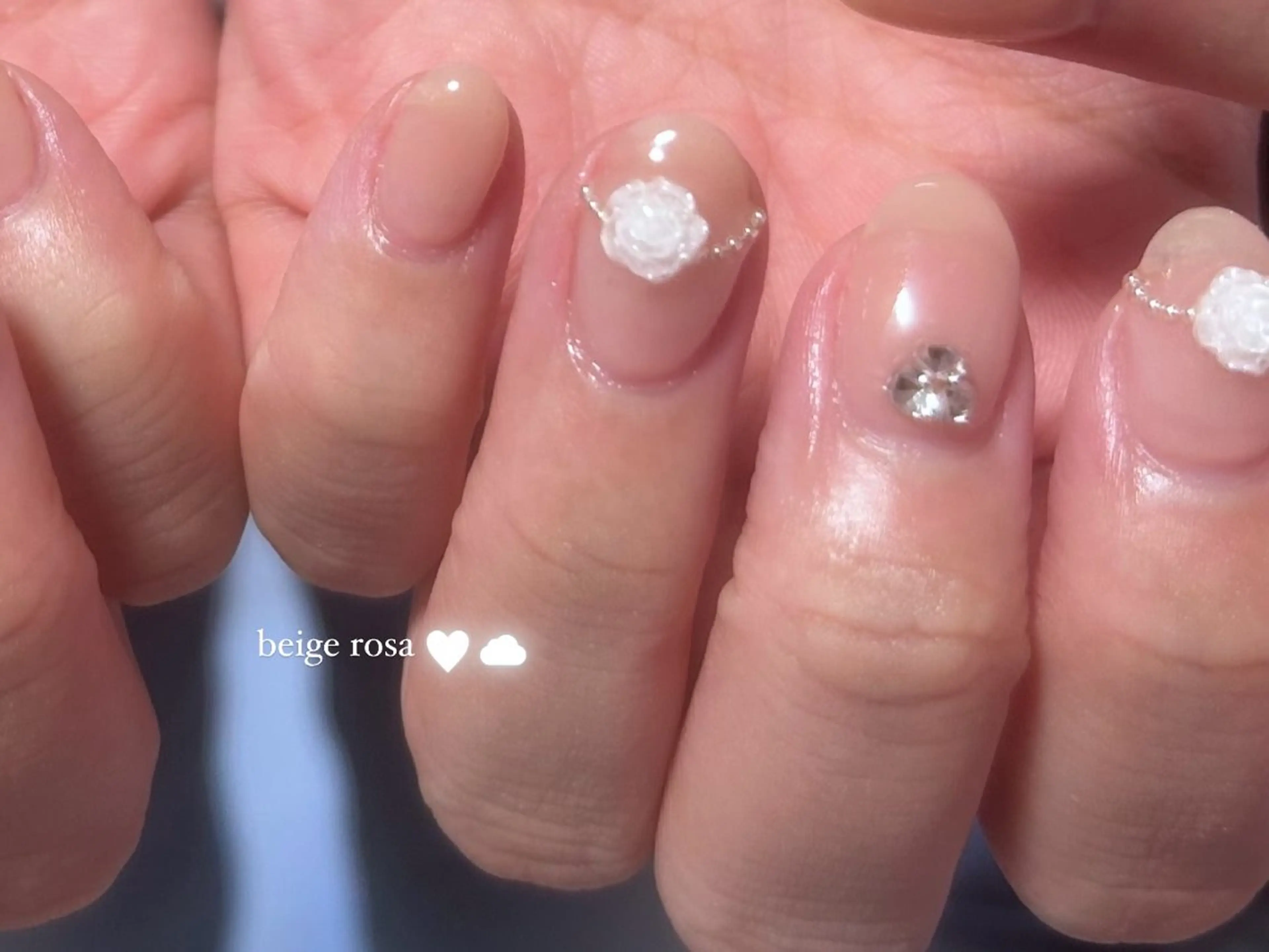 ネイル ハンドネイル EmaNail🎀 Haaruのネイルデザイン