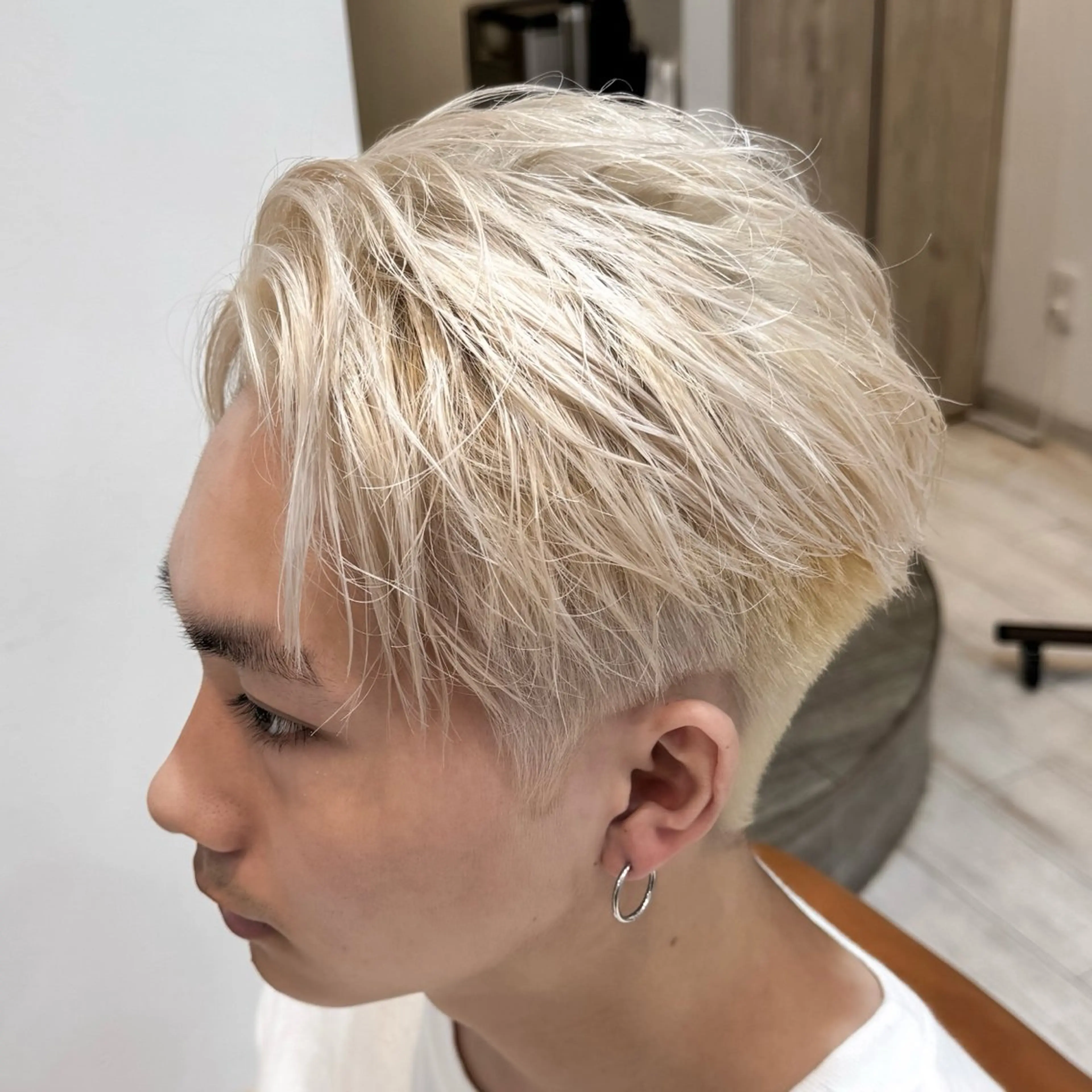 ショート カラー メンズ ヘアカラー 吉田 新平のヘアスタイル
