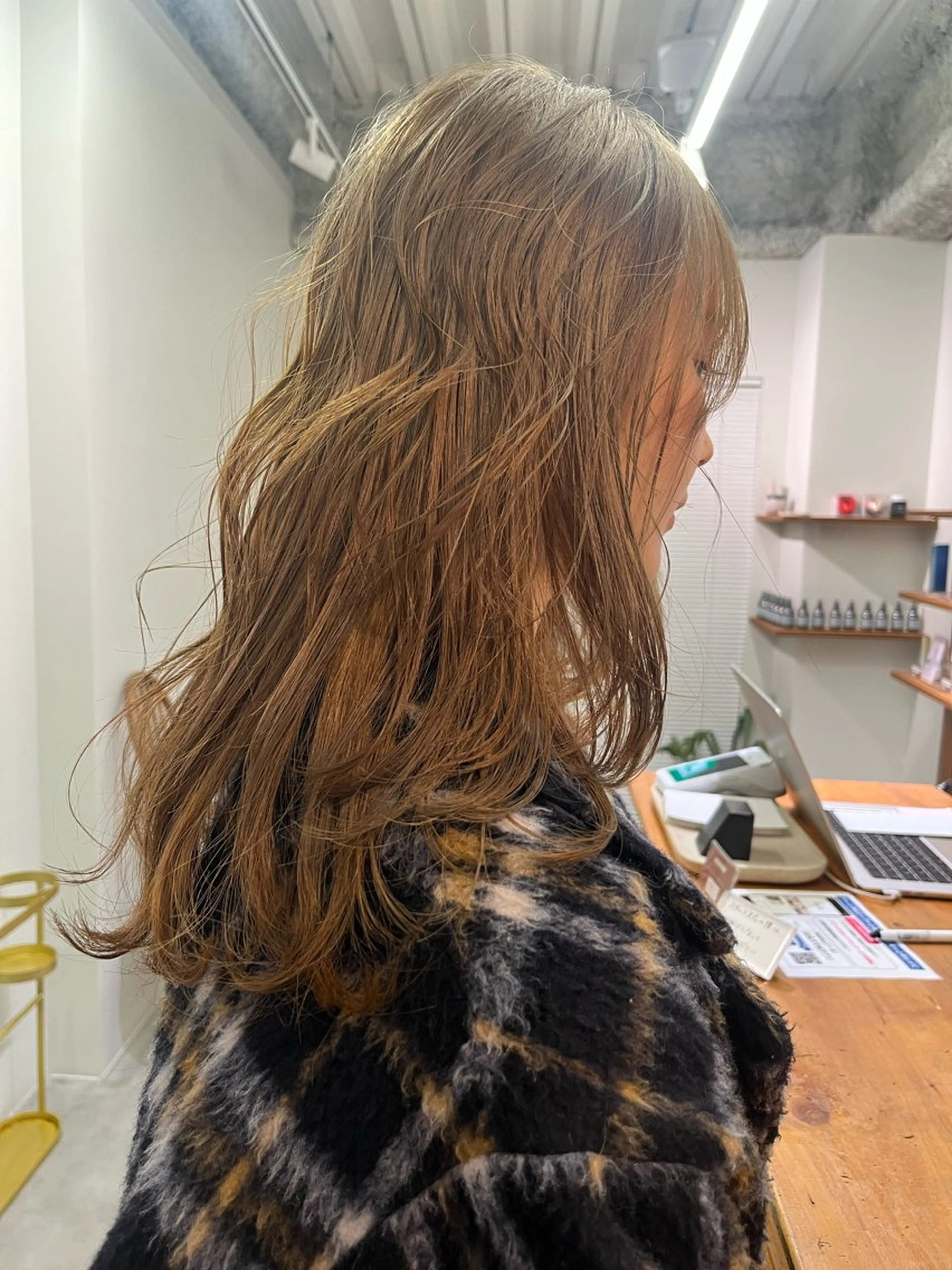 セミロング ヘアカラー 安藤 琢真のヘアスタイル