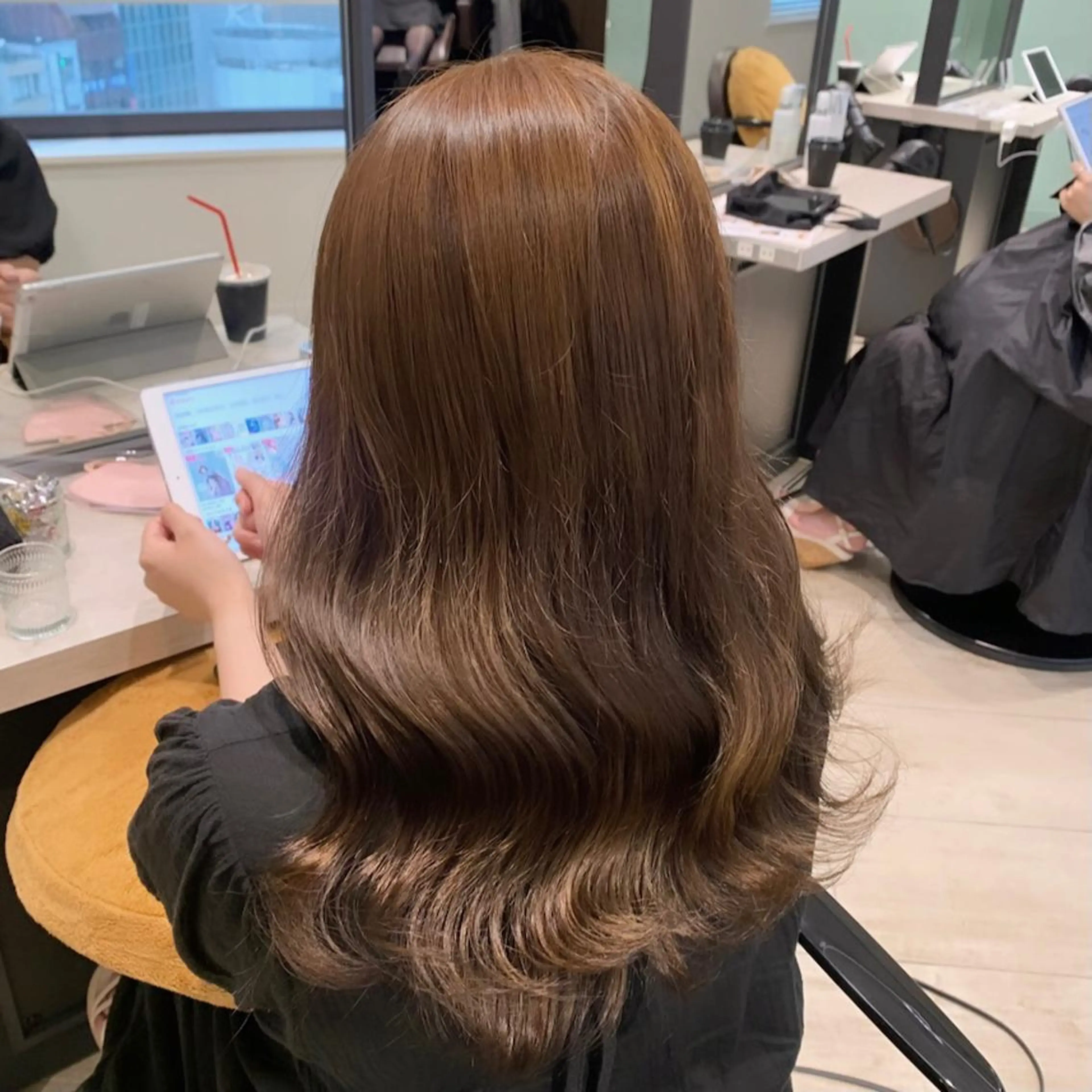 セミロング カット ヘアカラー 💎銀座.大人可愛い 🩶上品ヘア💎のヘアスタイル