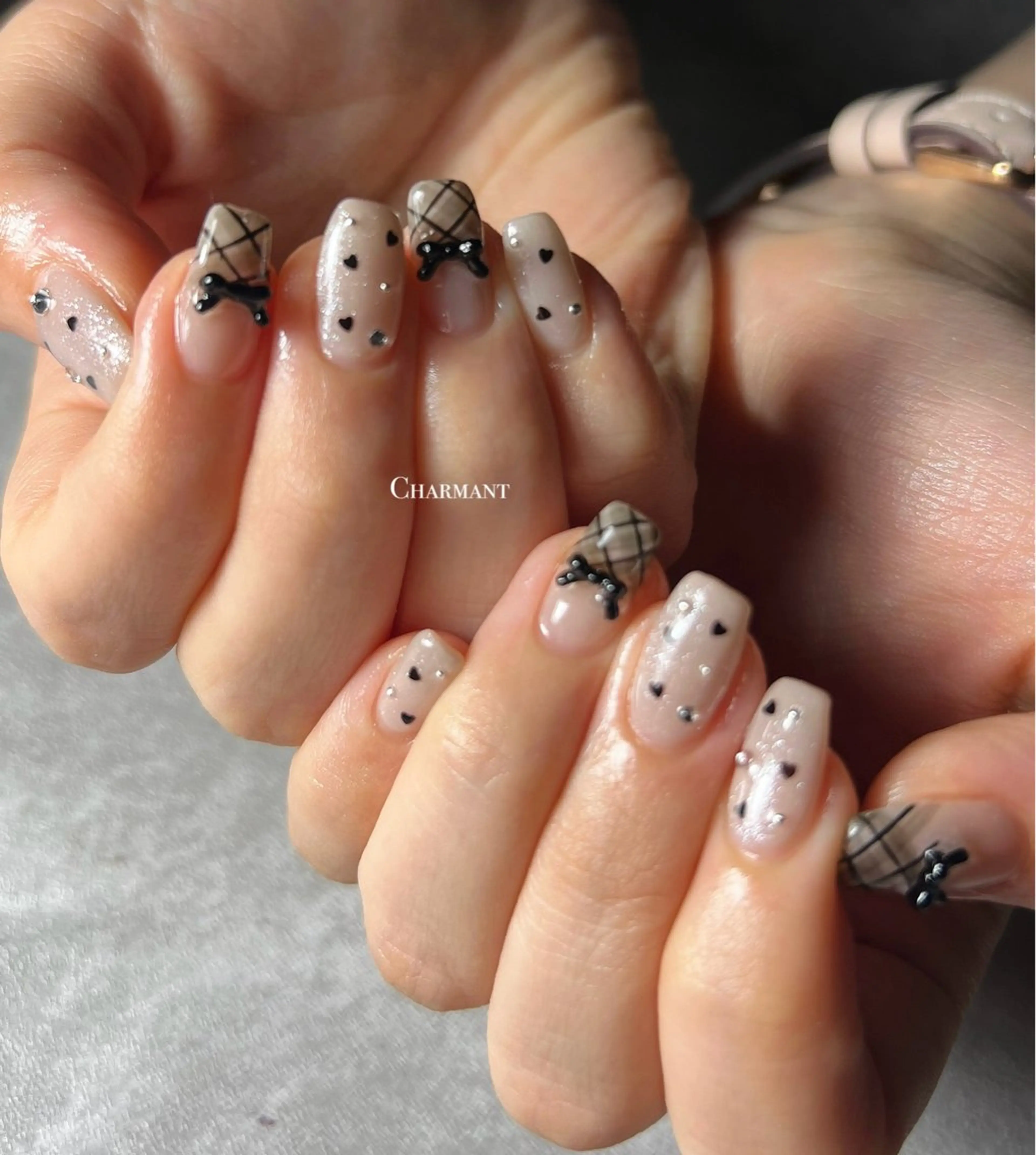 ネイル ハンドネイル Minako 【Charmant】のネイルデザイン