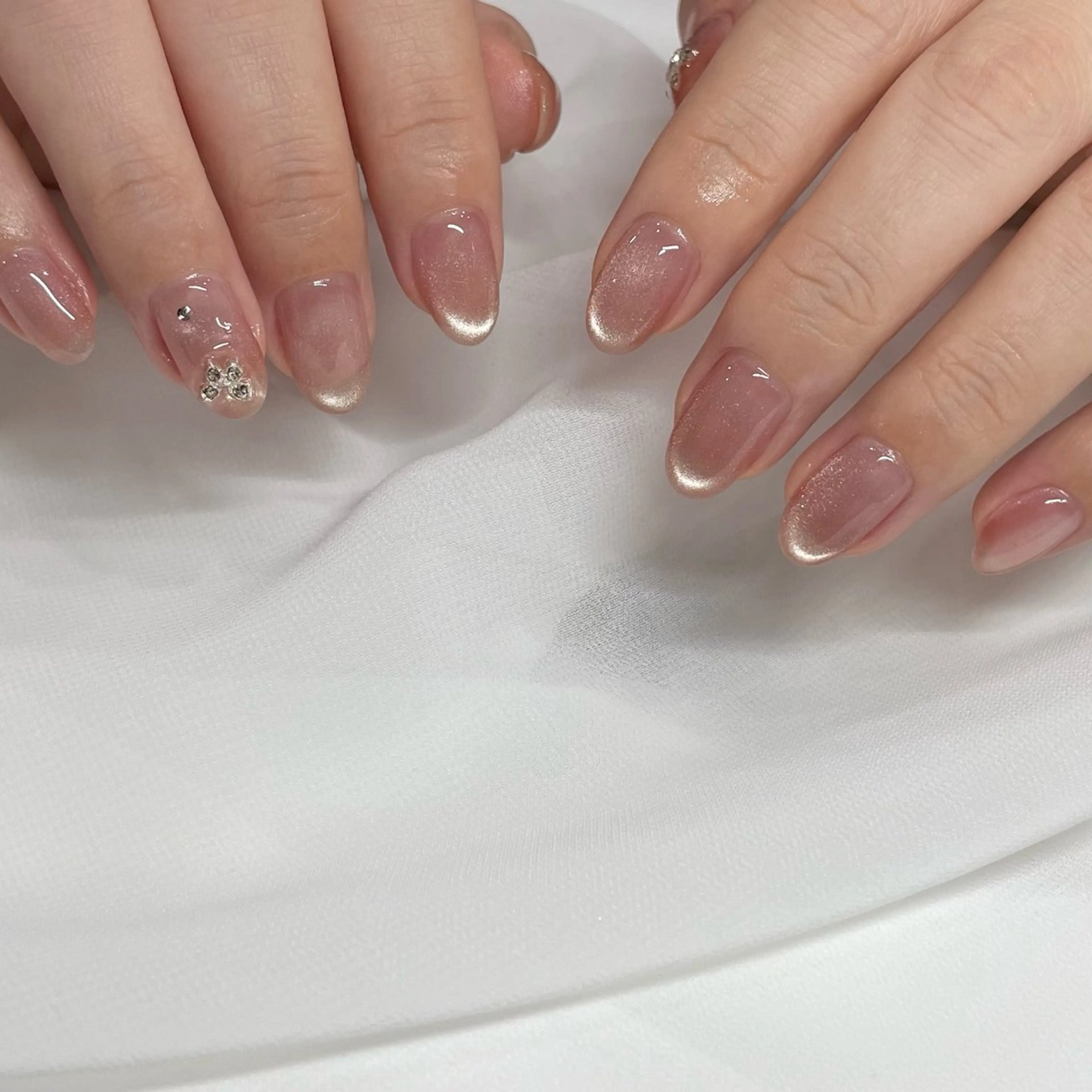 ネイル パラジェルサロン 大人女性が通うサロンのネイルデザイン