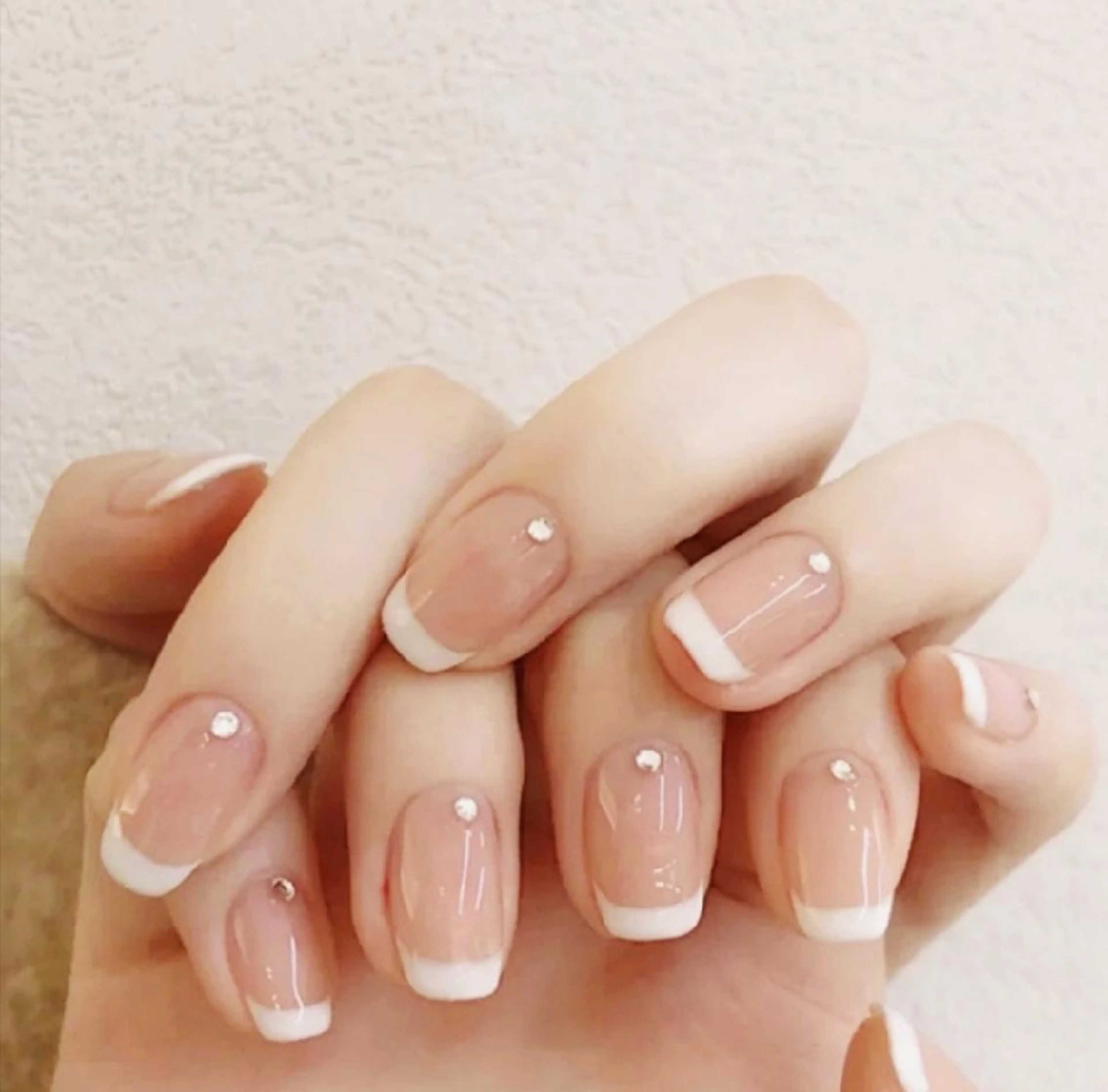 ネイル ショート ストーンネイル ハンドネイル ネイリストゆか💅 長さだし、深爪矯正のネイルデザイン