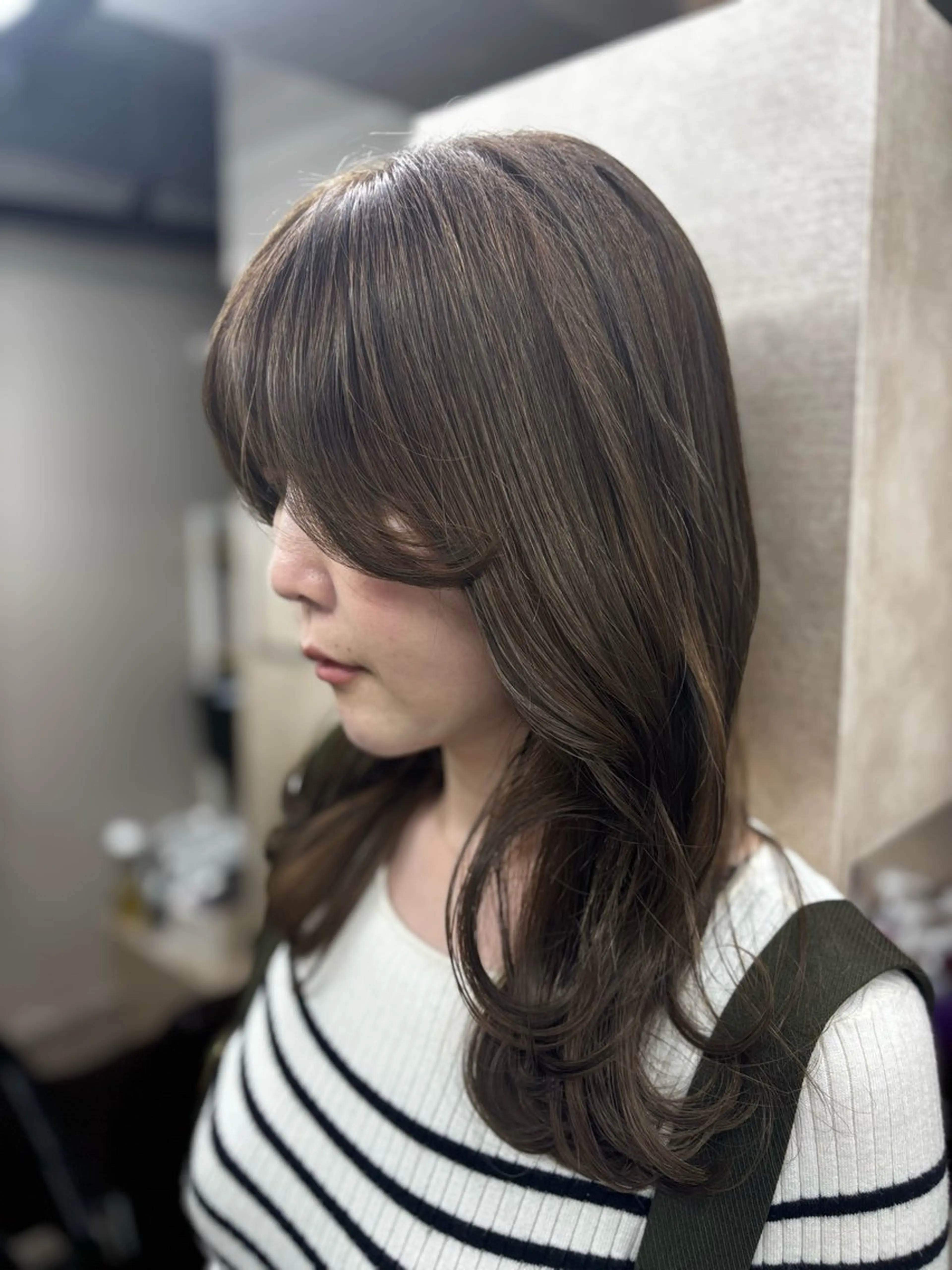 セミロング カット ヘアカラー トリートメント 🌟髪質改善ケアカラ ー美髪縮毛矯正y🌟のヘアスタイル