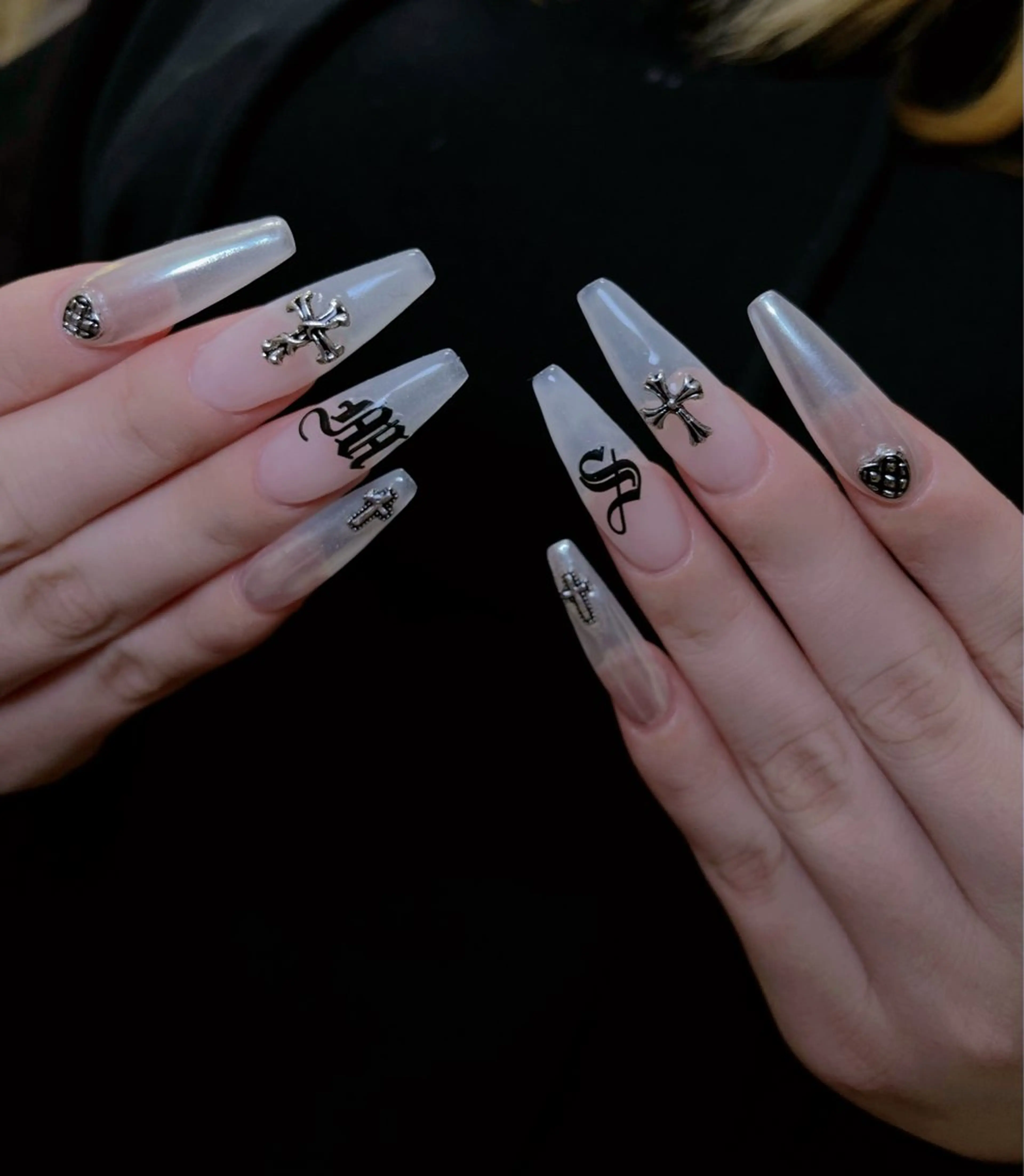 ロング めぐみのネイルサロン 惠のネイルデザイン