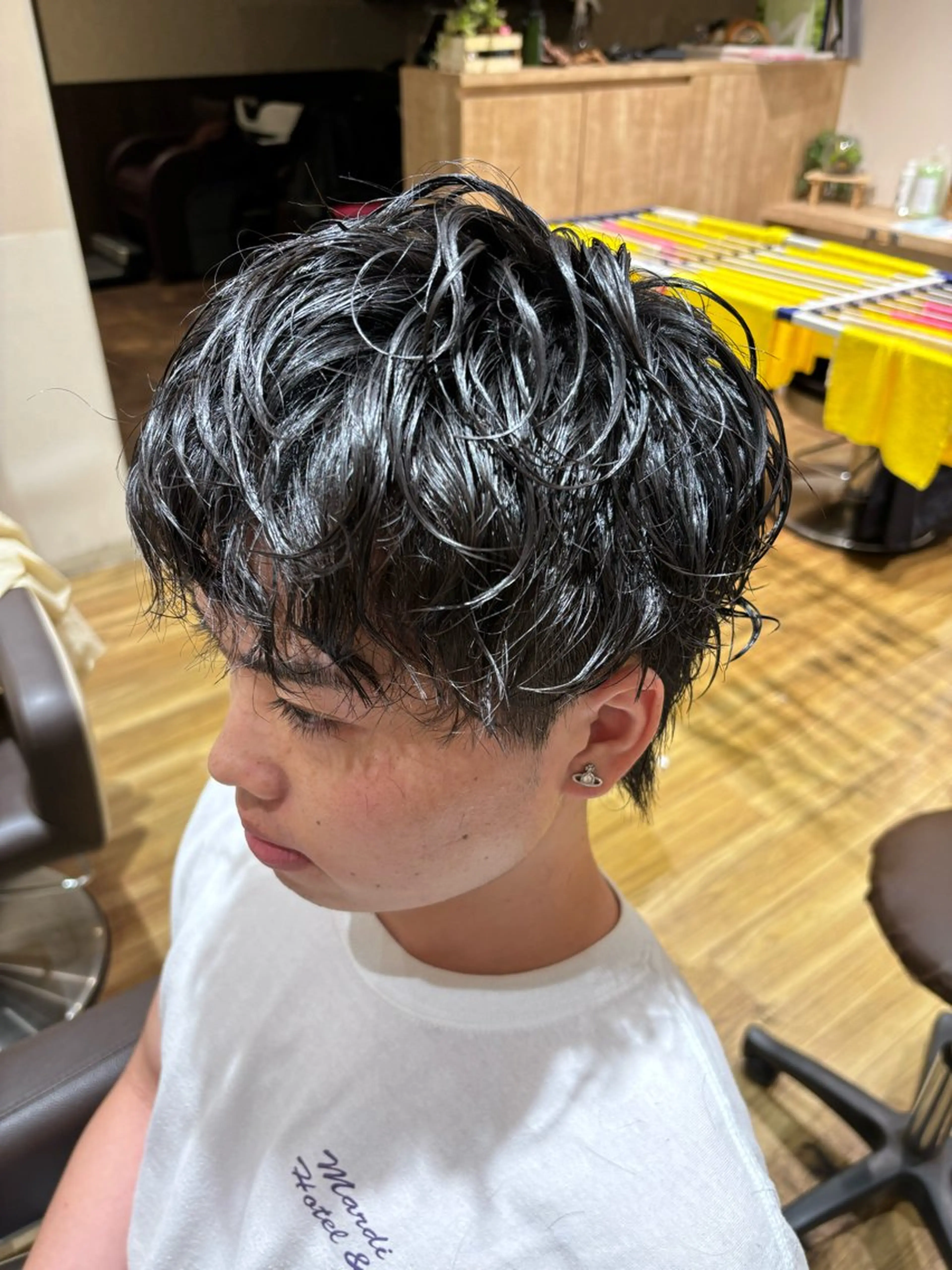 パーマ メンズ 渡辺 大雅のヘアスタイル
