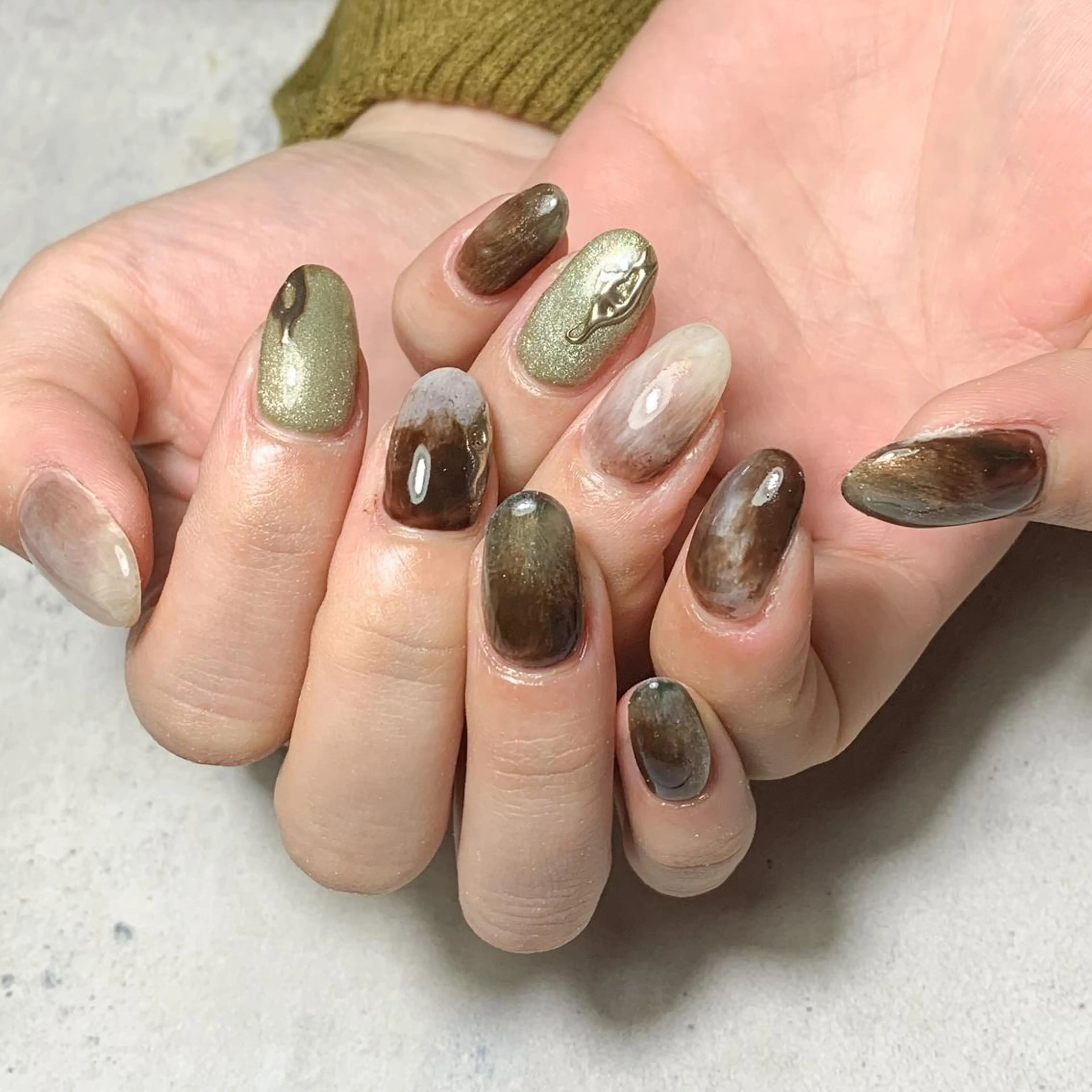 ネイル atelier　FIORITURA所属・FIORITURA aiのネイルデザイン