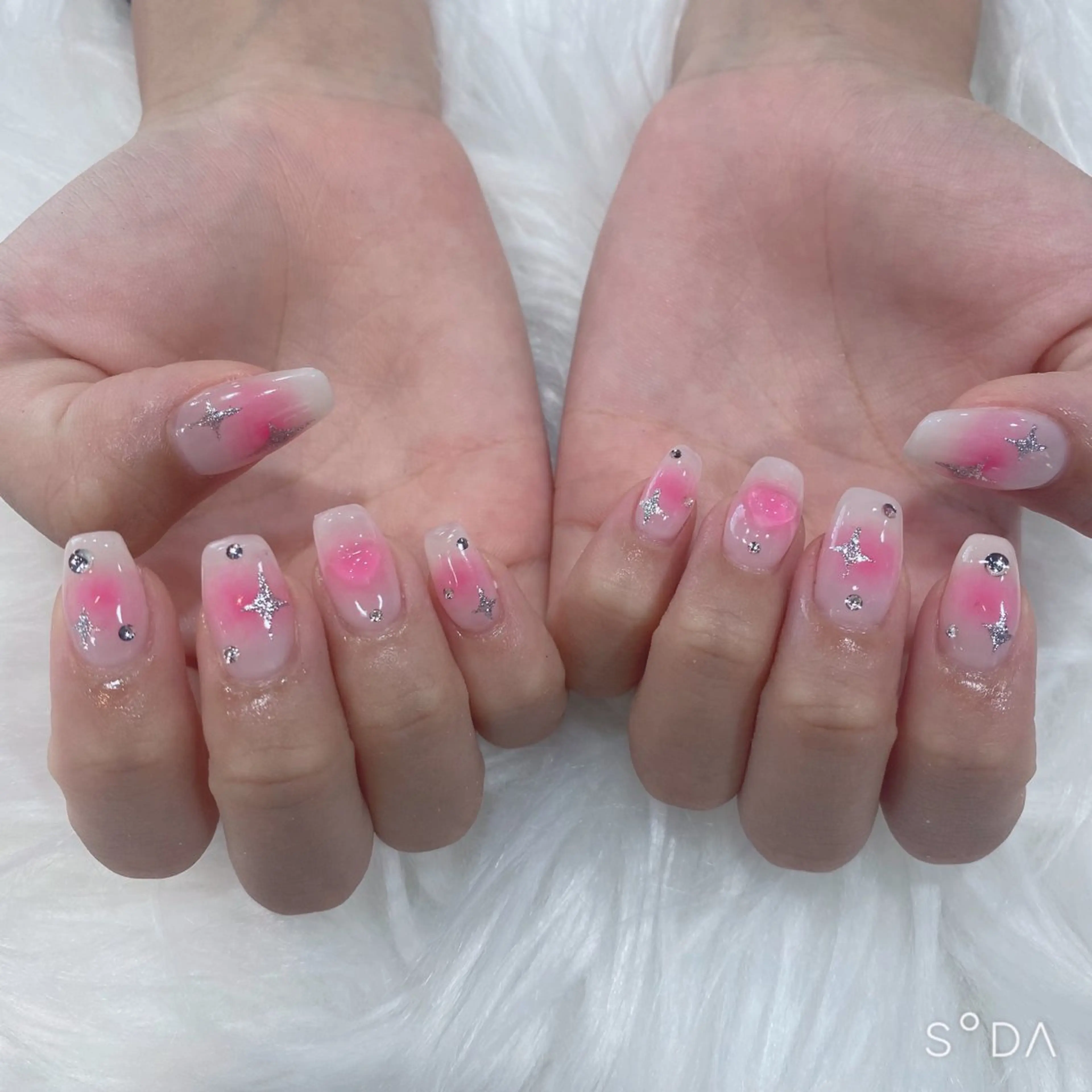 ネイル T-Rich所属・高野 沙玖良のネイルデザイン