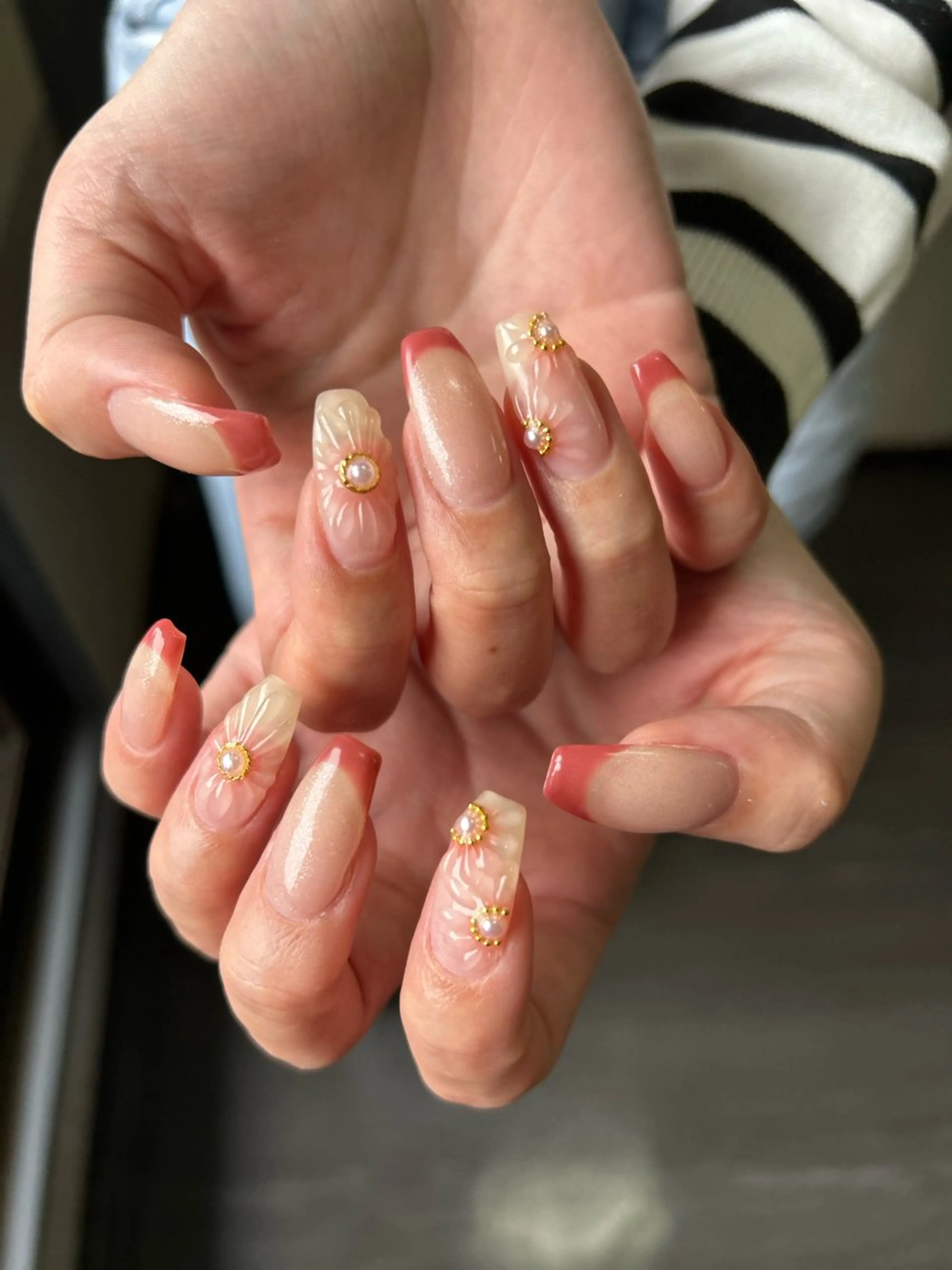 ネイル ハンドネイル フットネイル ✴︎ Delightのネイルデザイン